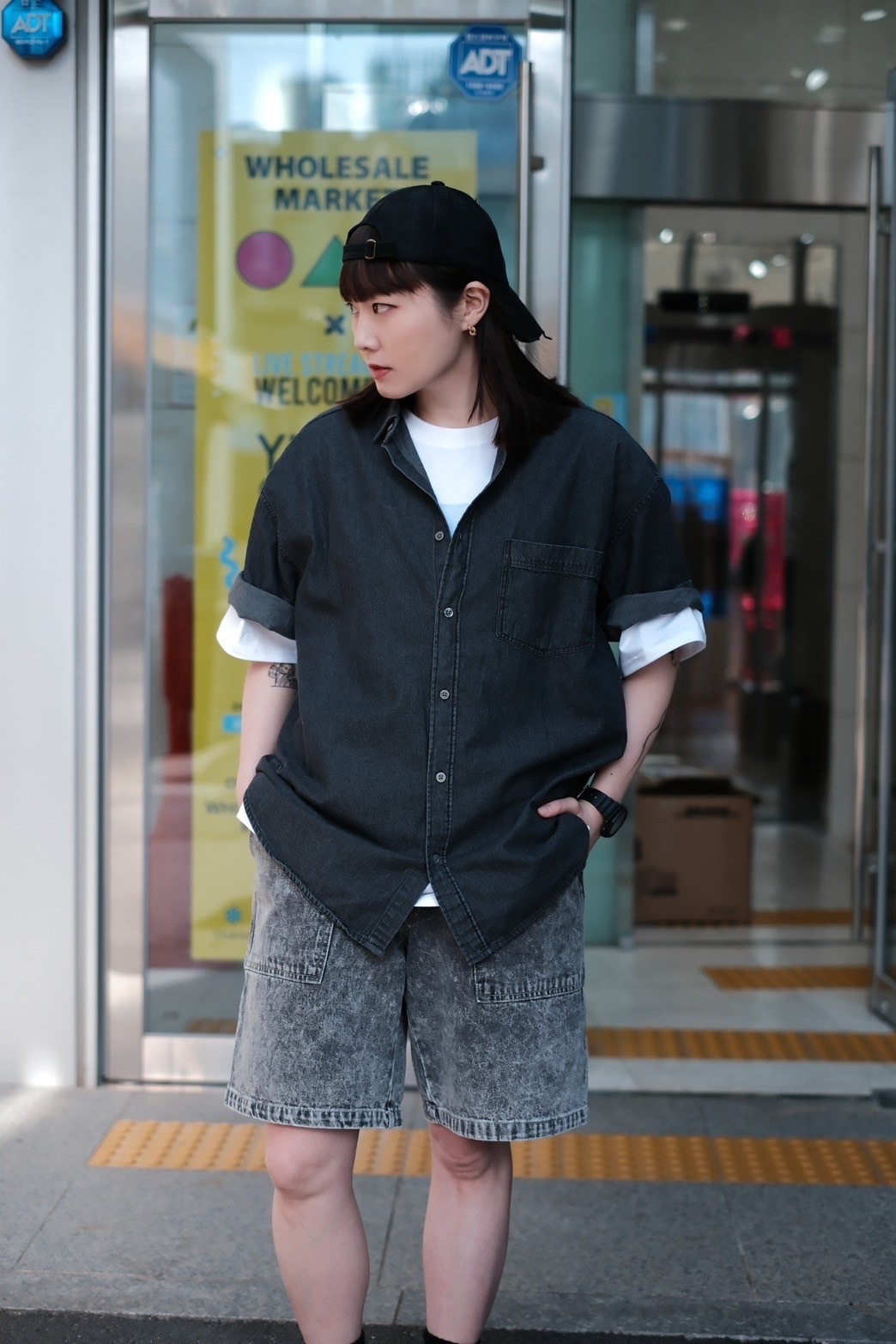 短袖牛仔襯衫 （黑）