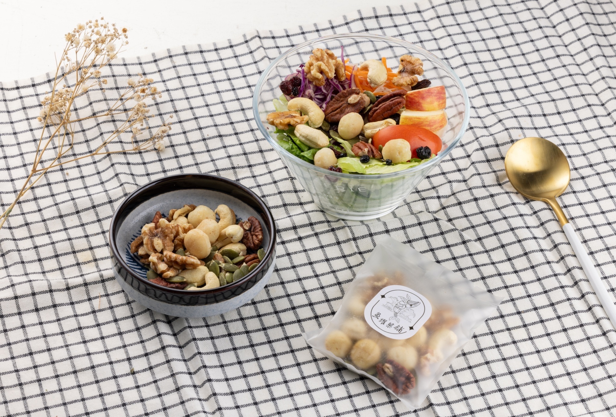 5種綜合堅果隨身包  零號夏威夷豆/胡桃/核桃/國王級腰果/特級南瓜子 （淨重約40±3g）