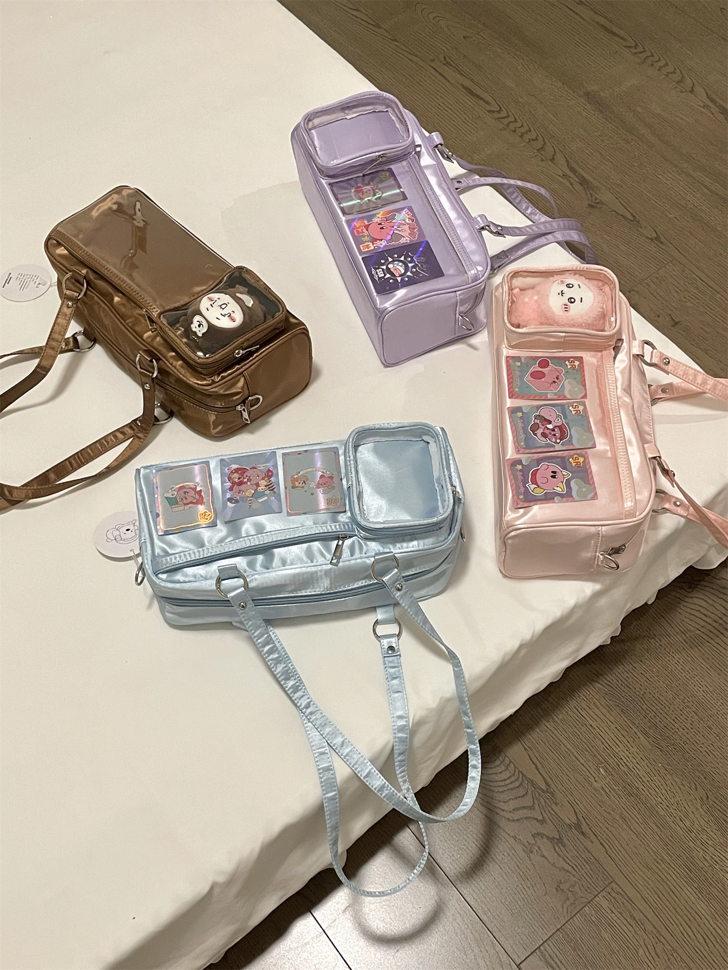 編號：74 JK鍛面痛包