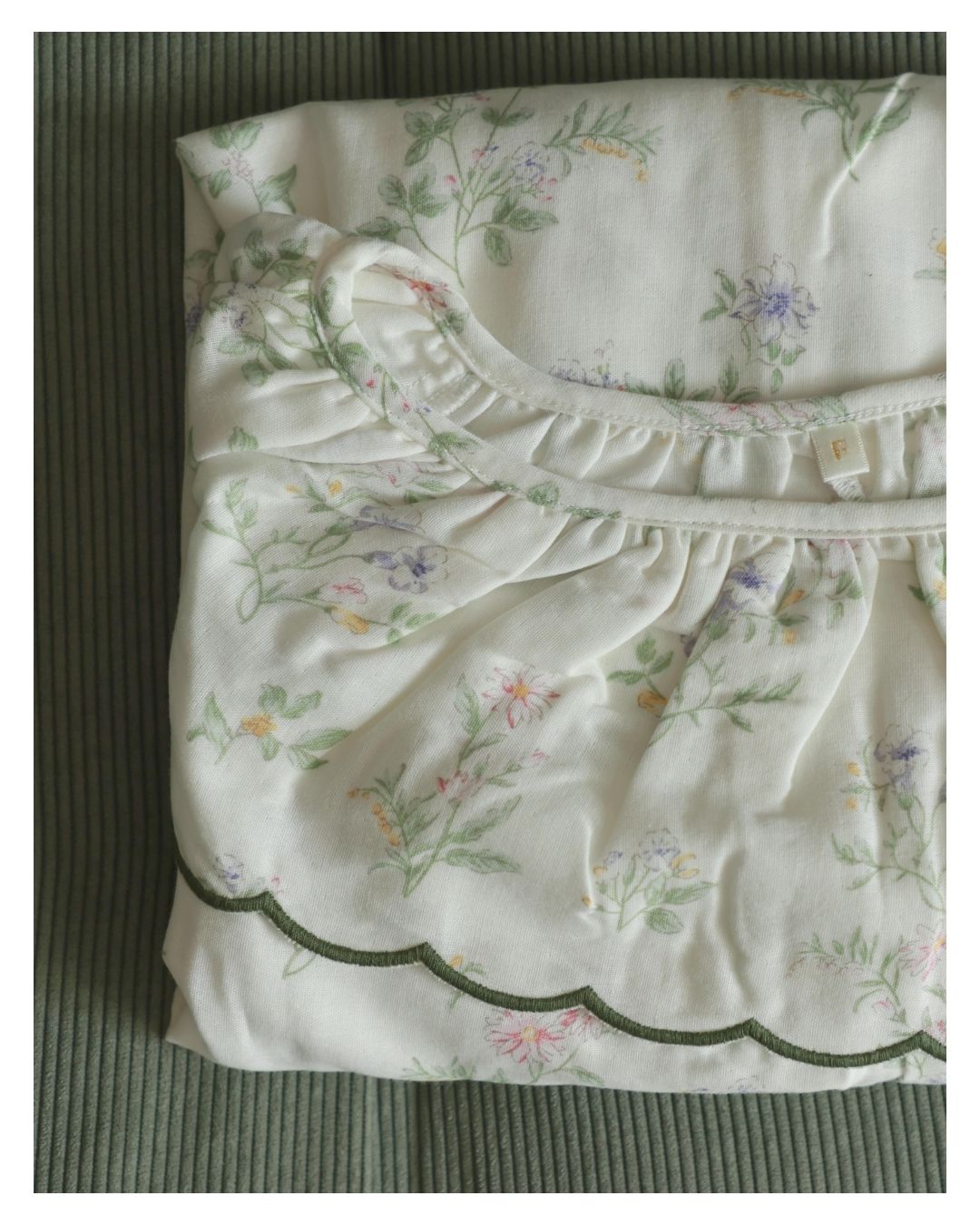 ♡ 新品上架 ♡【優しいの春】溫柔晨曦裙 純白