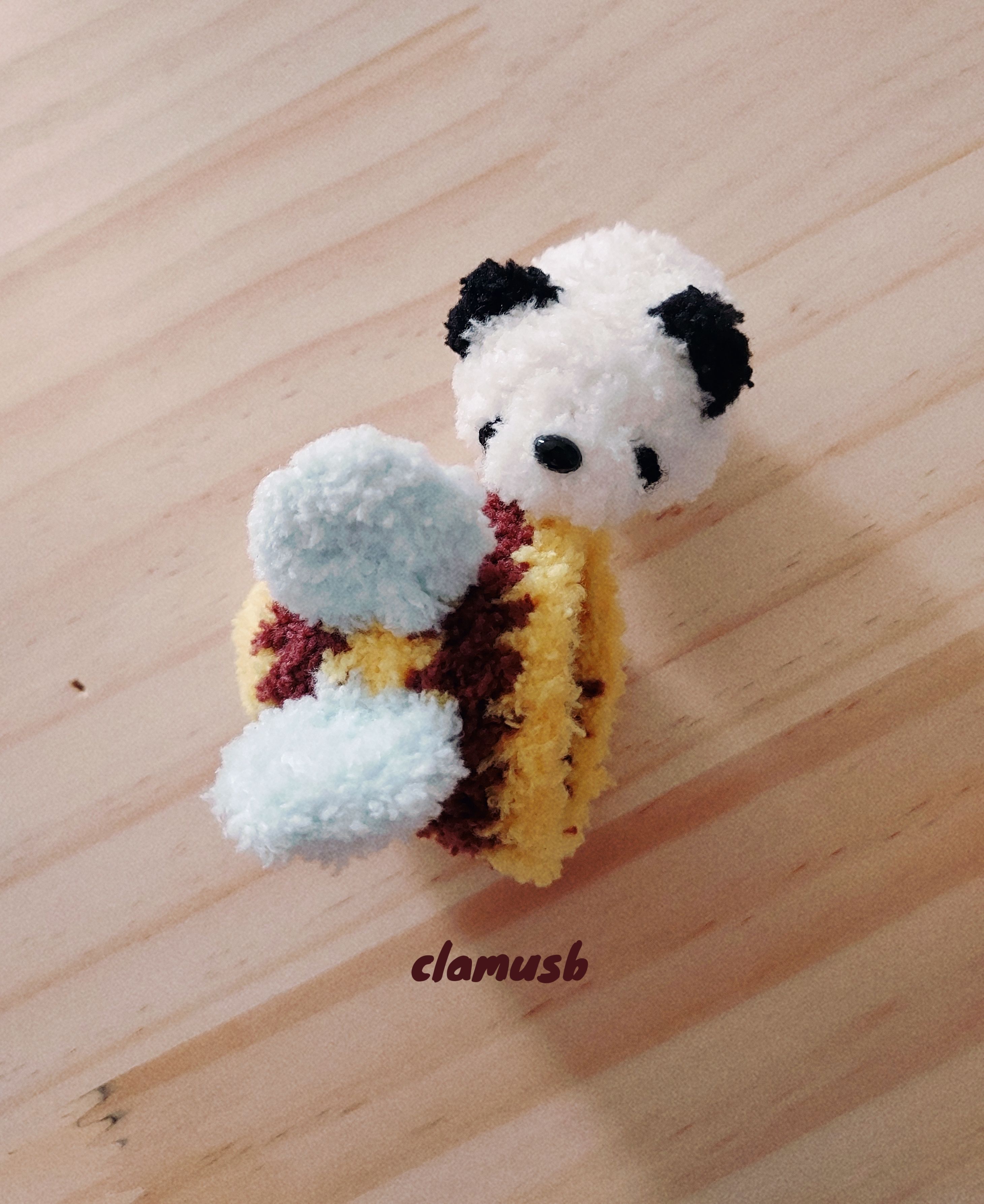 毛毛小熊蜂