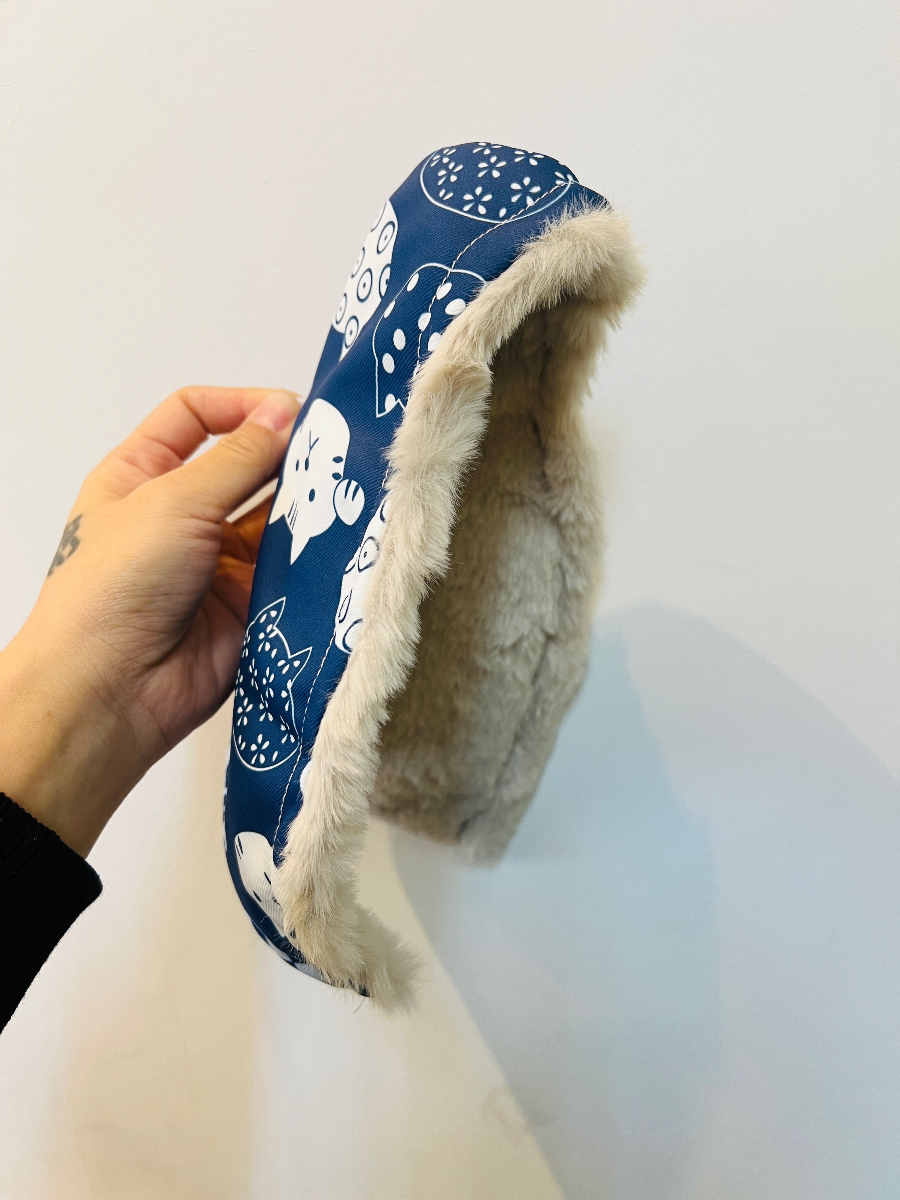 超舒服籠邊掛毯（兩色顏色隨機）