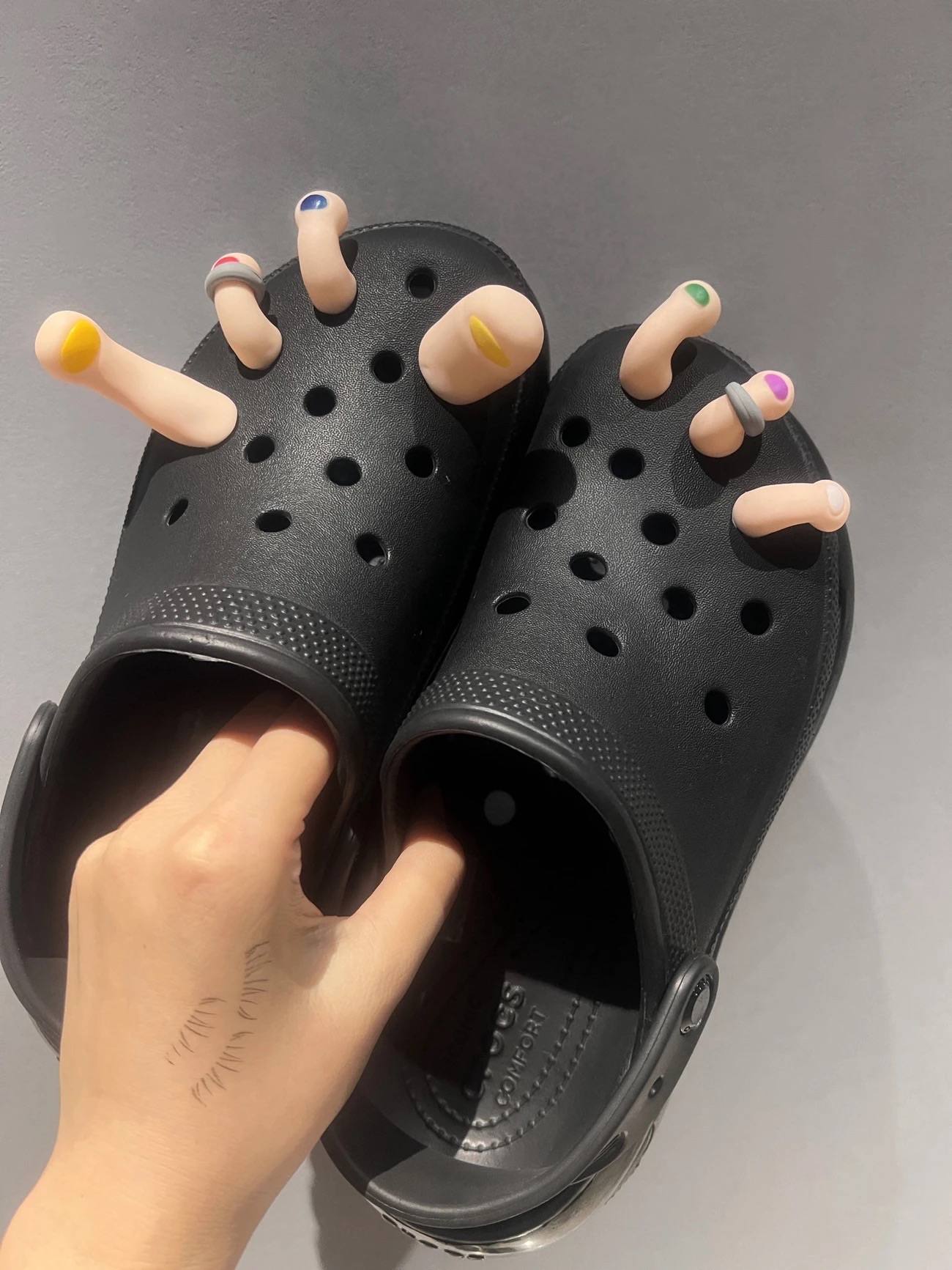 長毛的腳趾頭