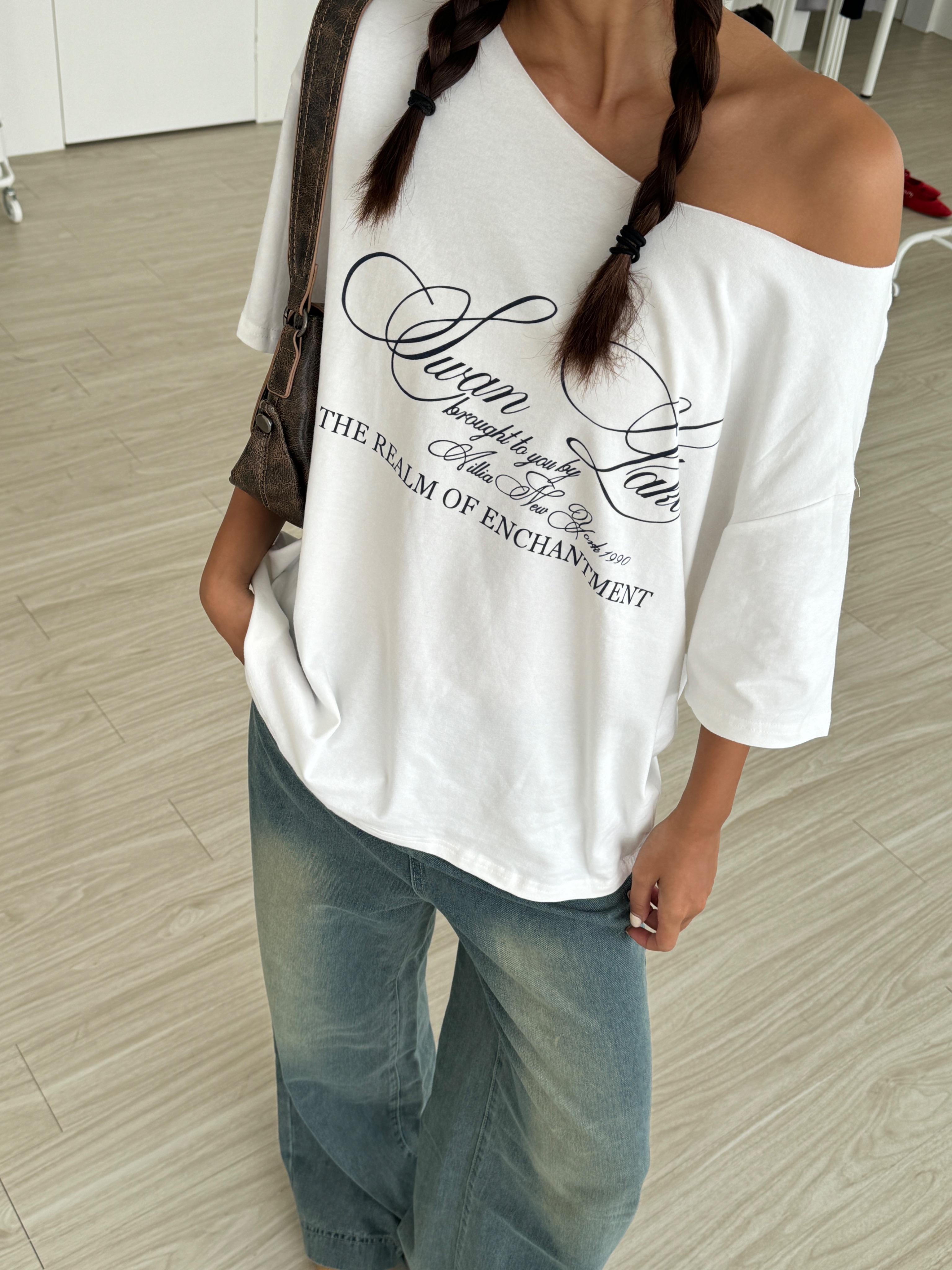 美式斜肩字母oversized tee🎧🪽