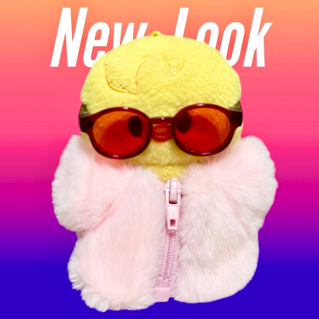 粉色毛毛外套紅眼鏡套裝