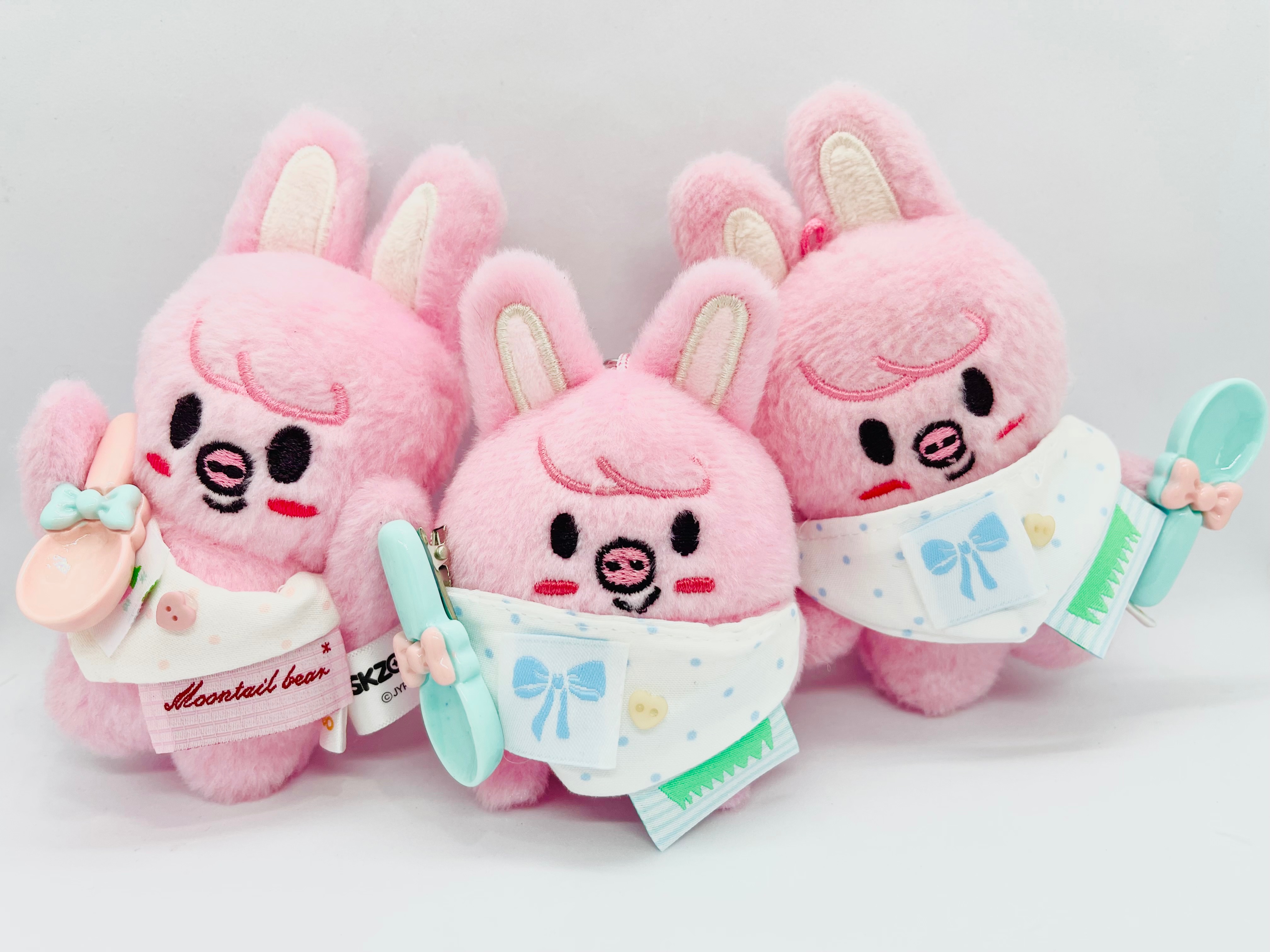 三角點點圍兜+湯匙