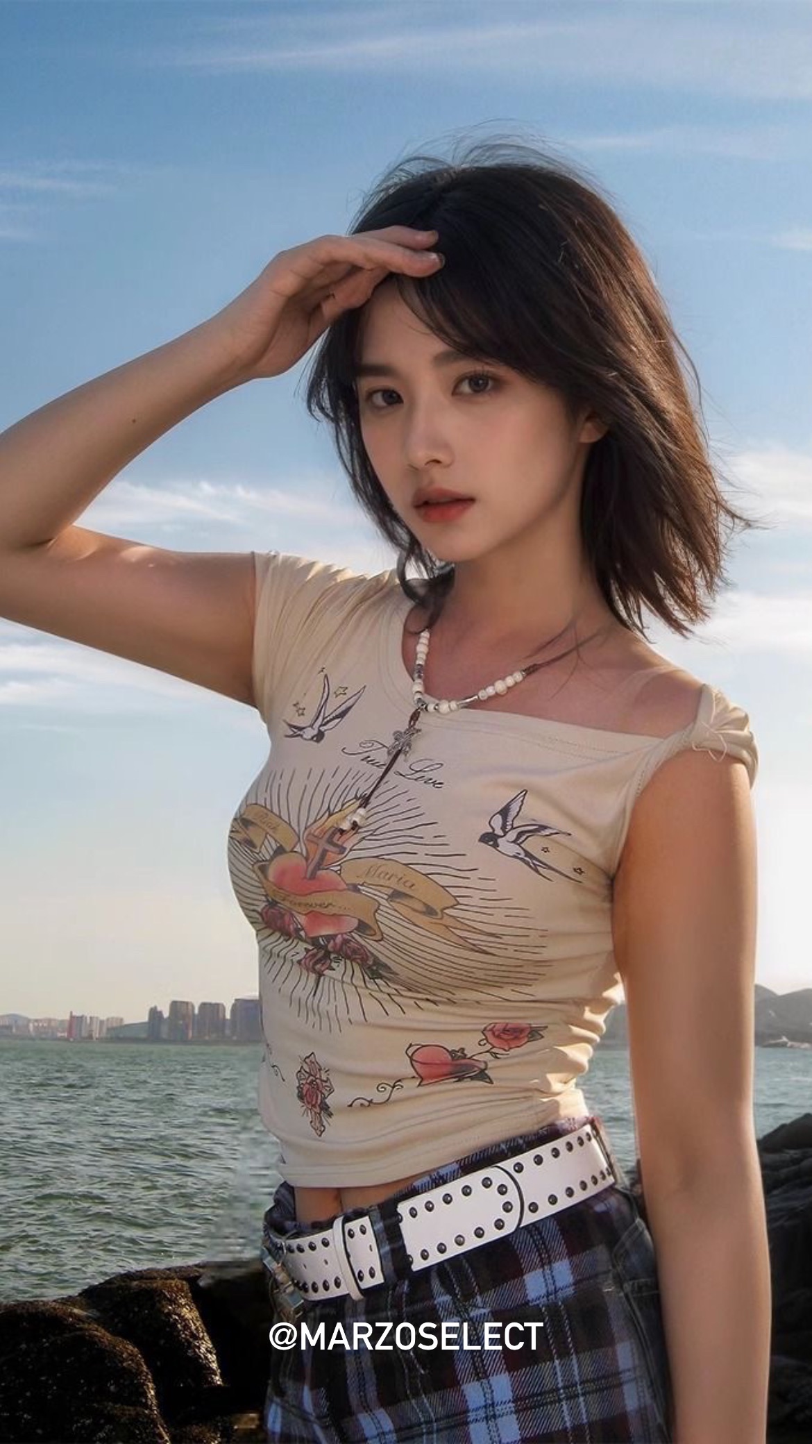 𝗠𝗔𝗥𝗭𝗢 斜肩修身短袖