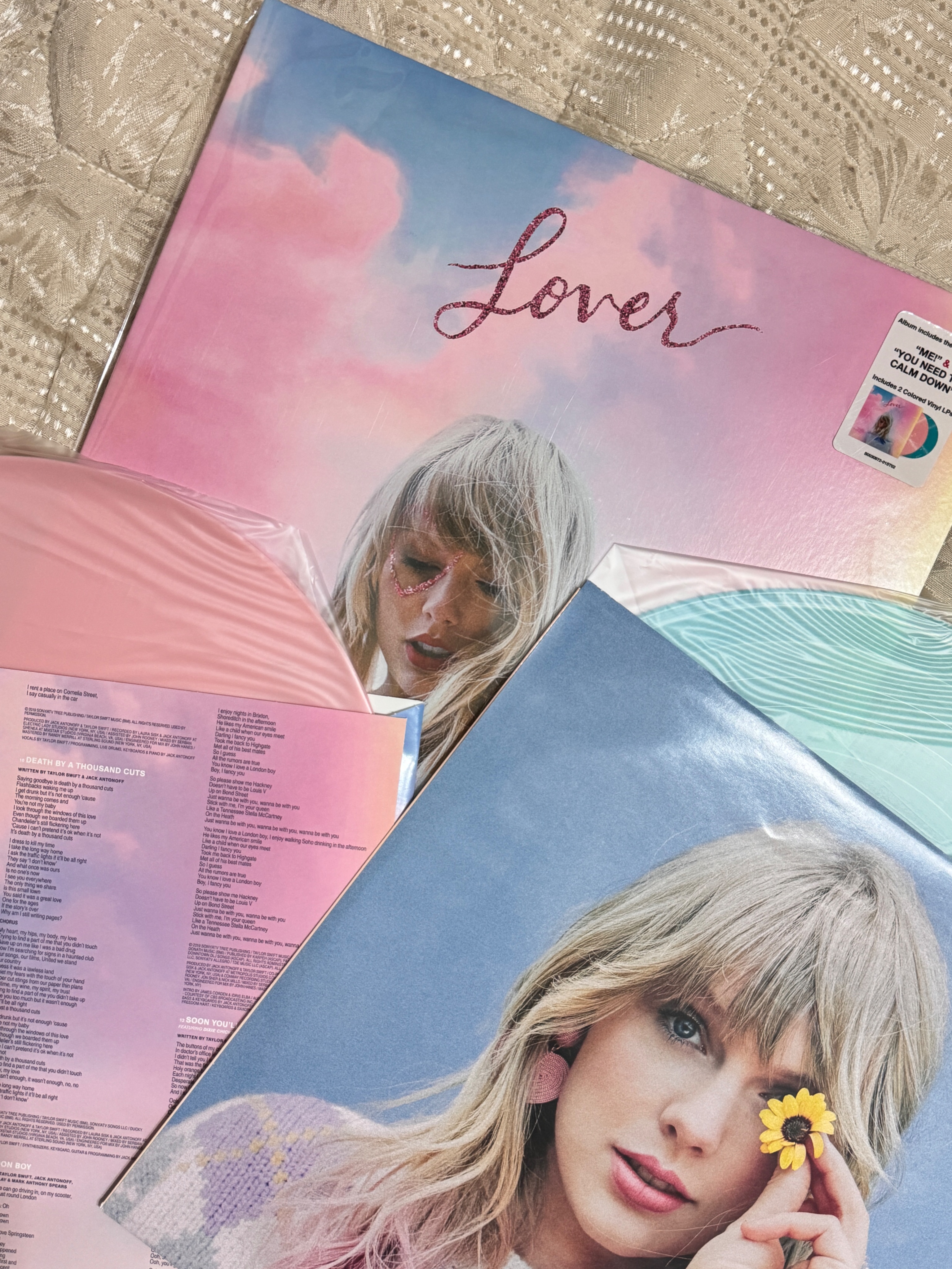 Lover雙彩膠，evermore 透綠膠（二手僅拆封未播放過）