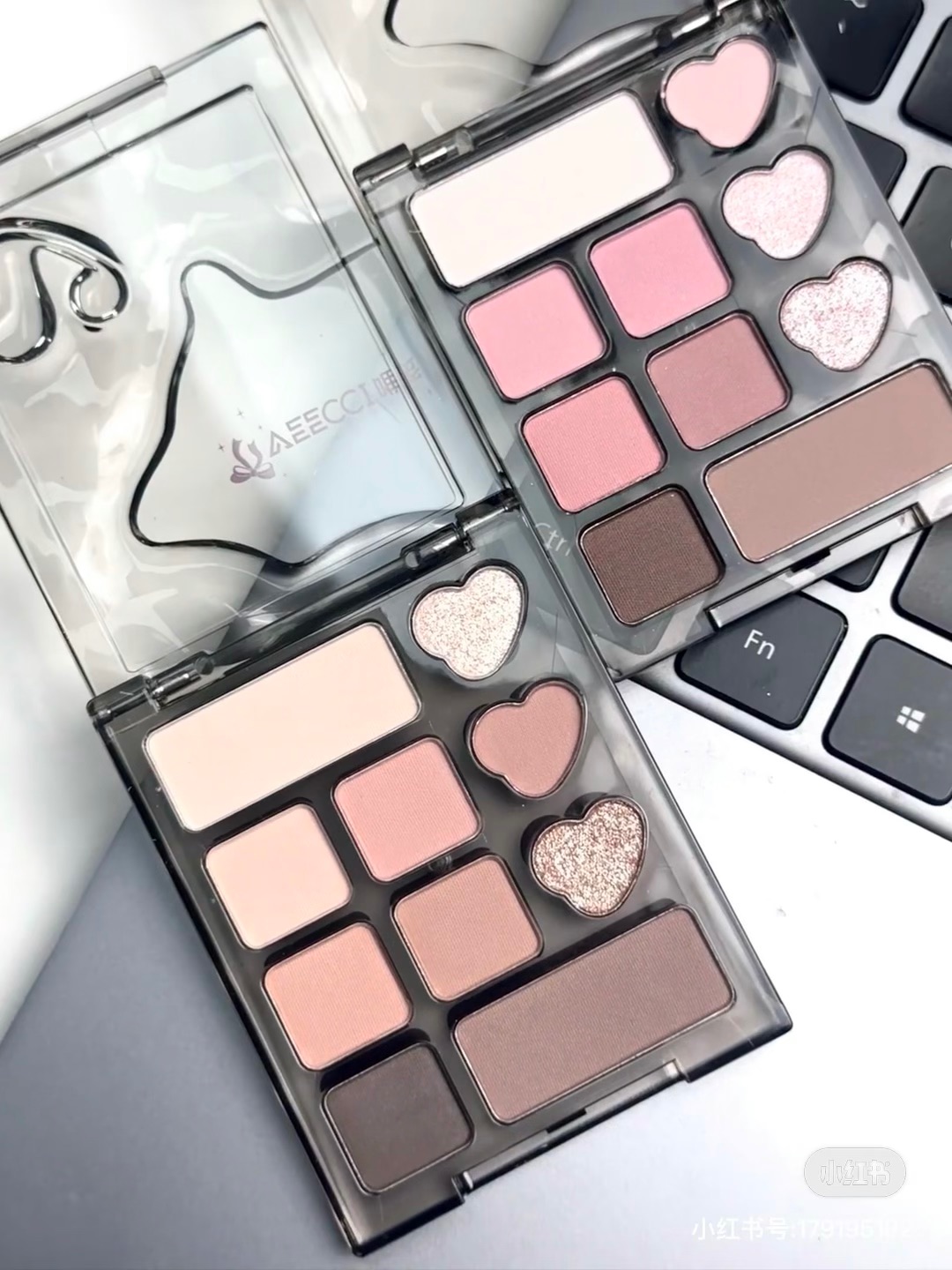 ✨唯姿新品！唯姿夢境十色眼影盤💭