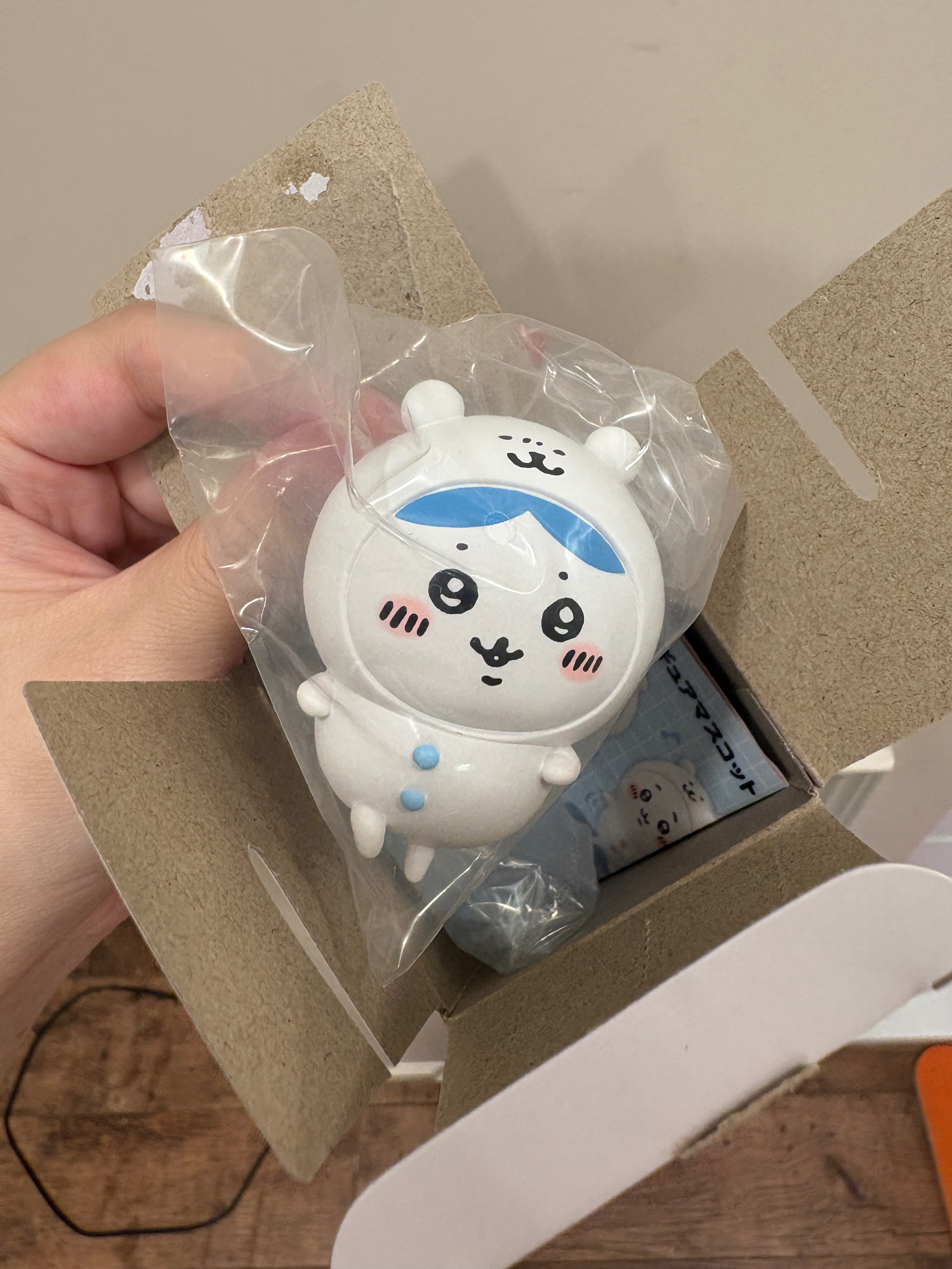 ナガノマーケット ナガノのくま×ちいかわ フィギュアマスコット