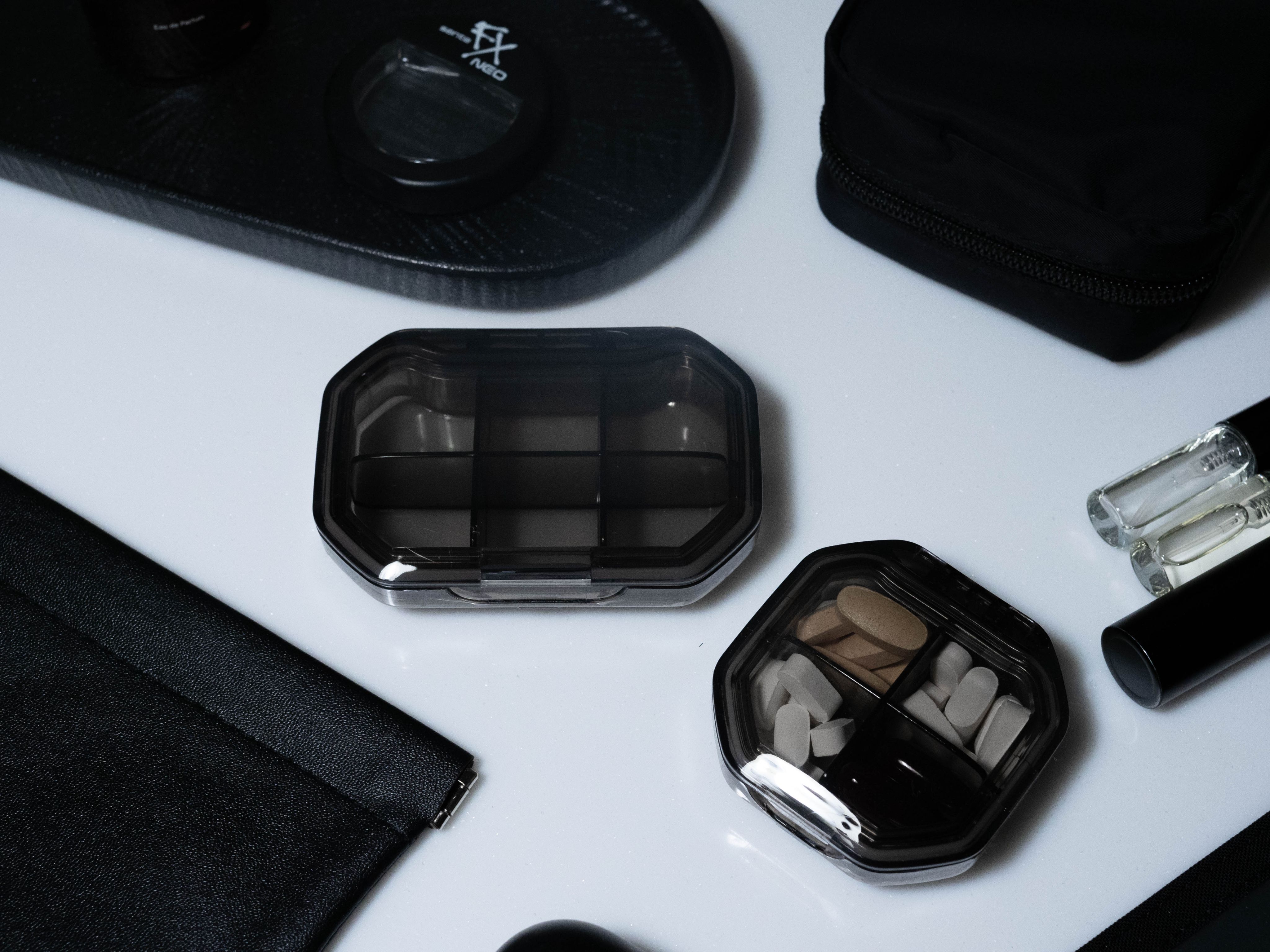 [THE NOOK] | 黑色分裝藥盒 4格/6格（台灣現貨出貨）