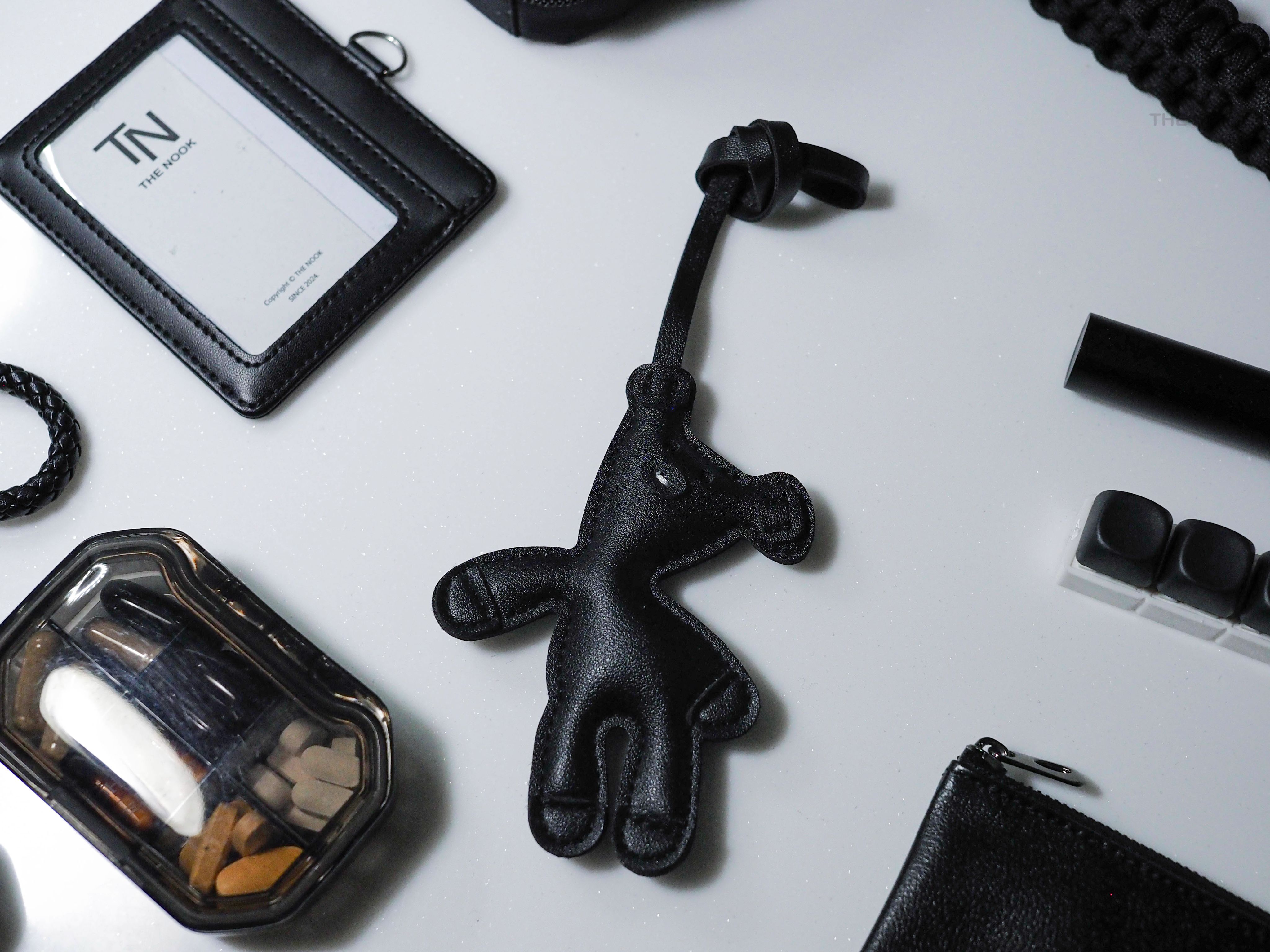 THE NOOK | 豆豆先生泰迪吊飾 可愛吊飾 泰迪 包包吊飾  [台灣現貨]