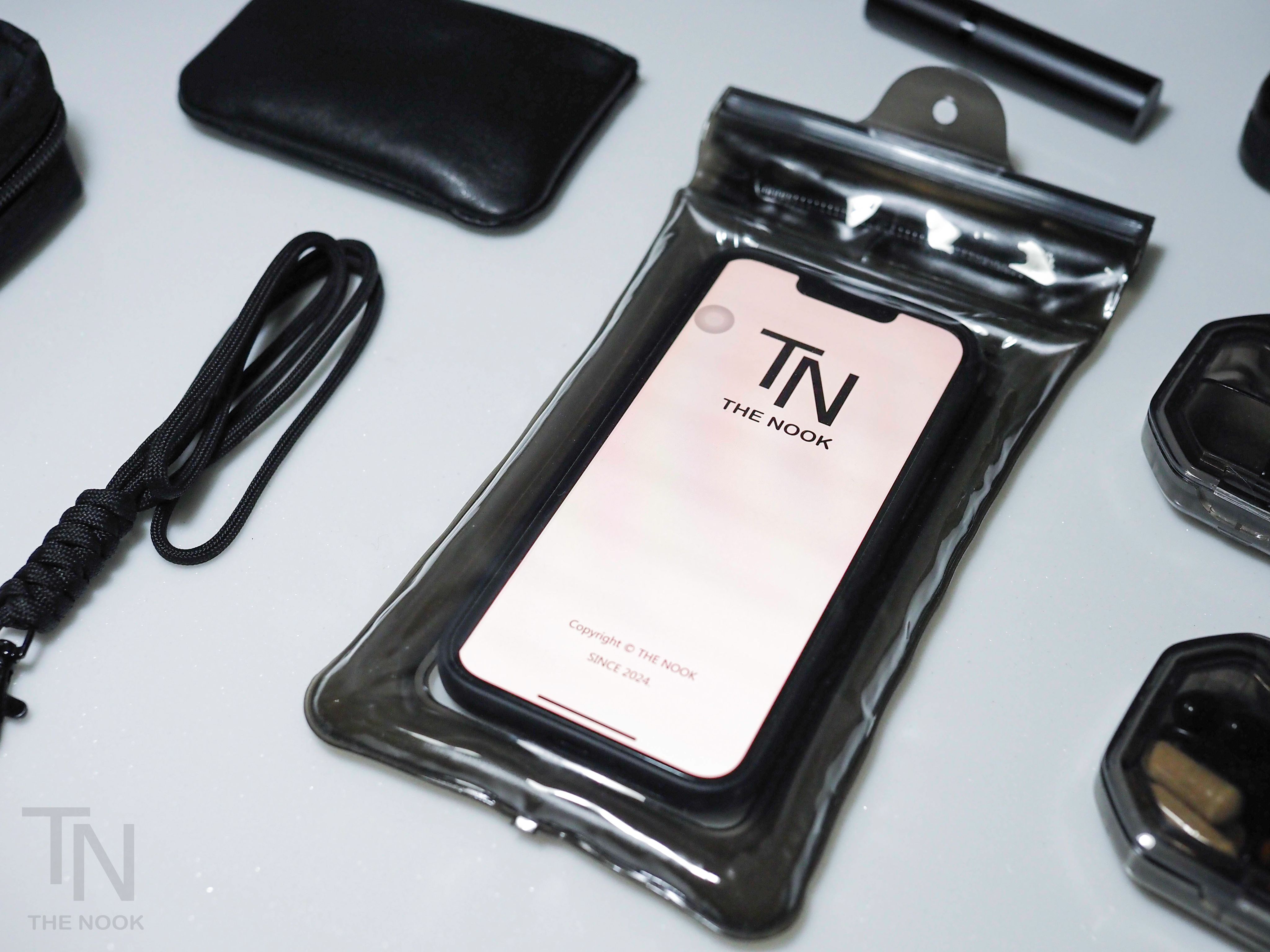 [THE NOOK] | 四層密封氣囊手機防水袋（附基本掛繩） 超厚手機防水袋 拍照遊泳透明手機袋 [台灣現貨]