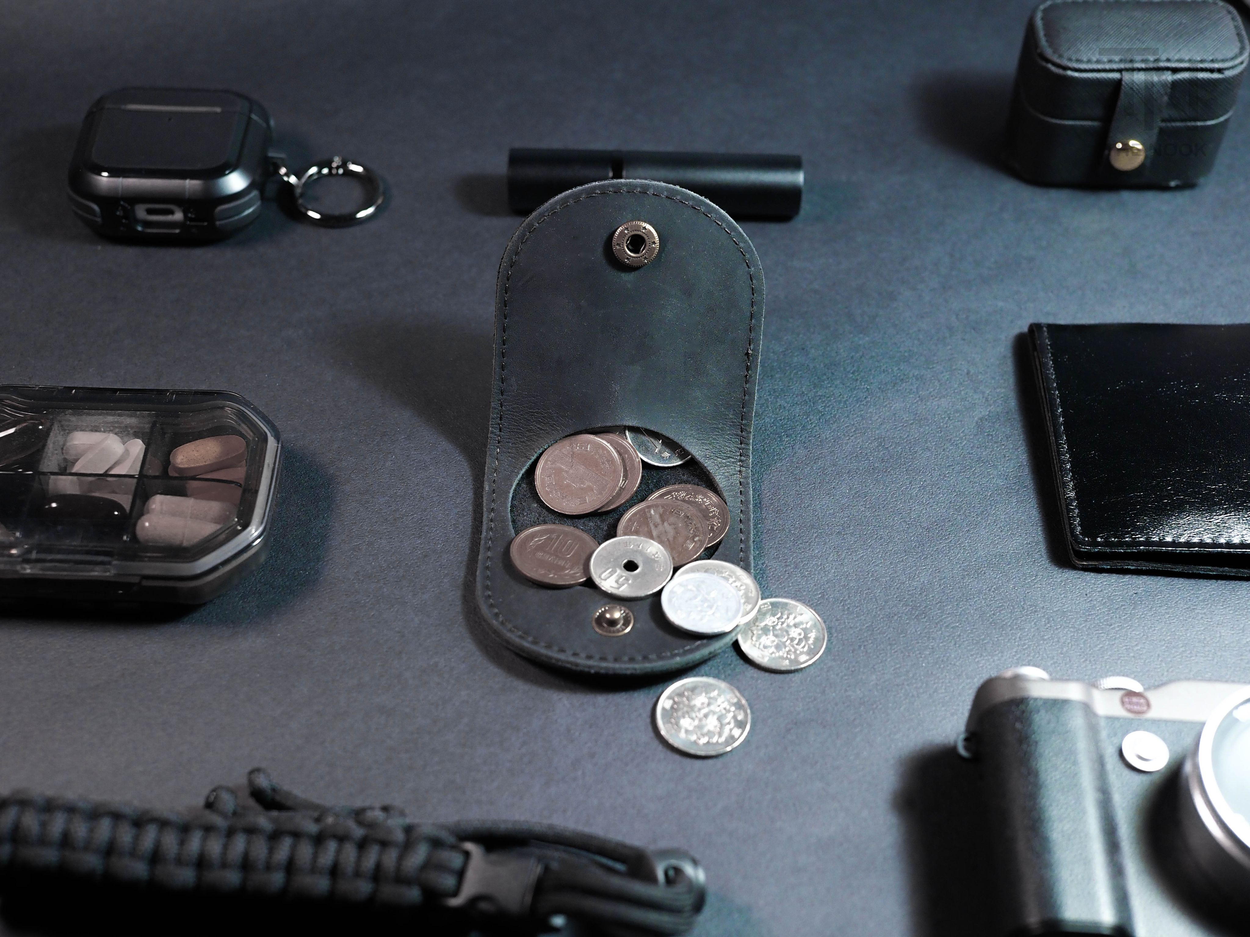 THE NOOK] | 黑色牛皮圓形零錢包 真皮零錢包 零錢包 網紅真皮零錢包 [台灣現貨]