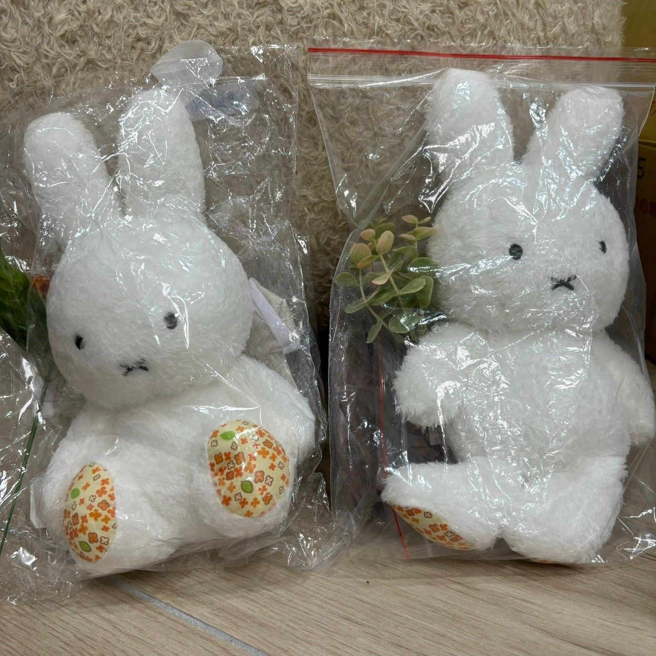 米菲娃娃（每組含米菲+一件衣服+花一支）