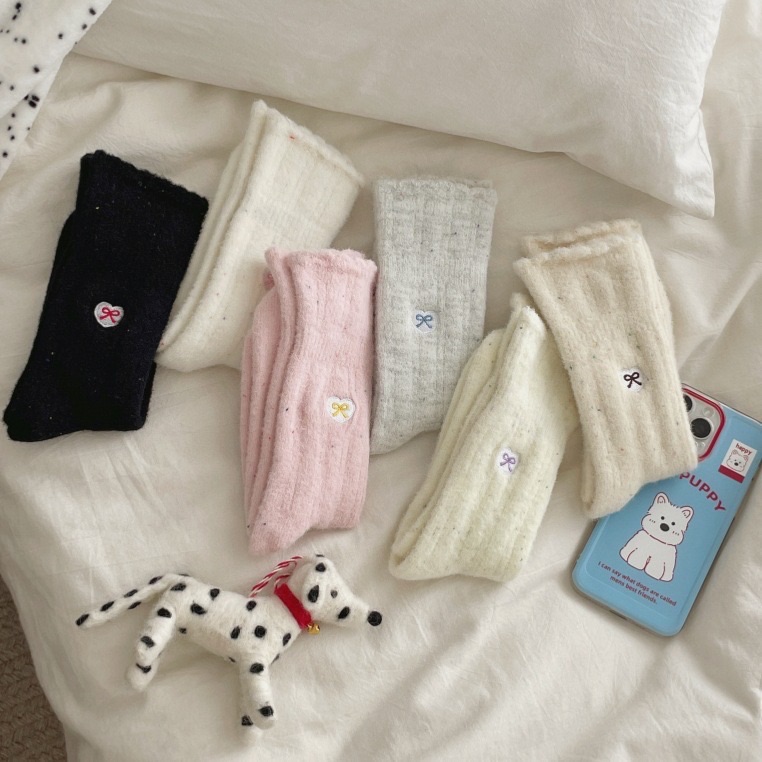 韓系甜美秋冬加厚保暖蝴蝶結刺繡中筒襪