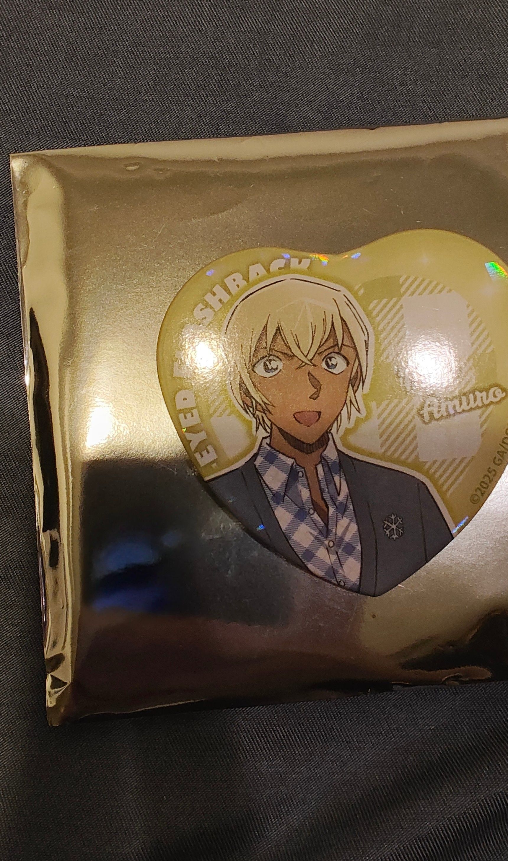 柯南 M28 心形胸章