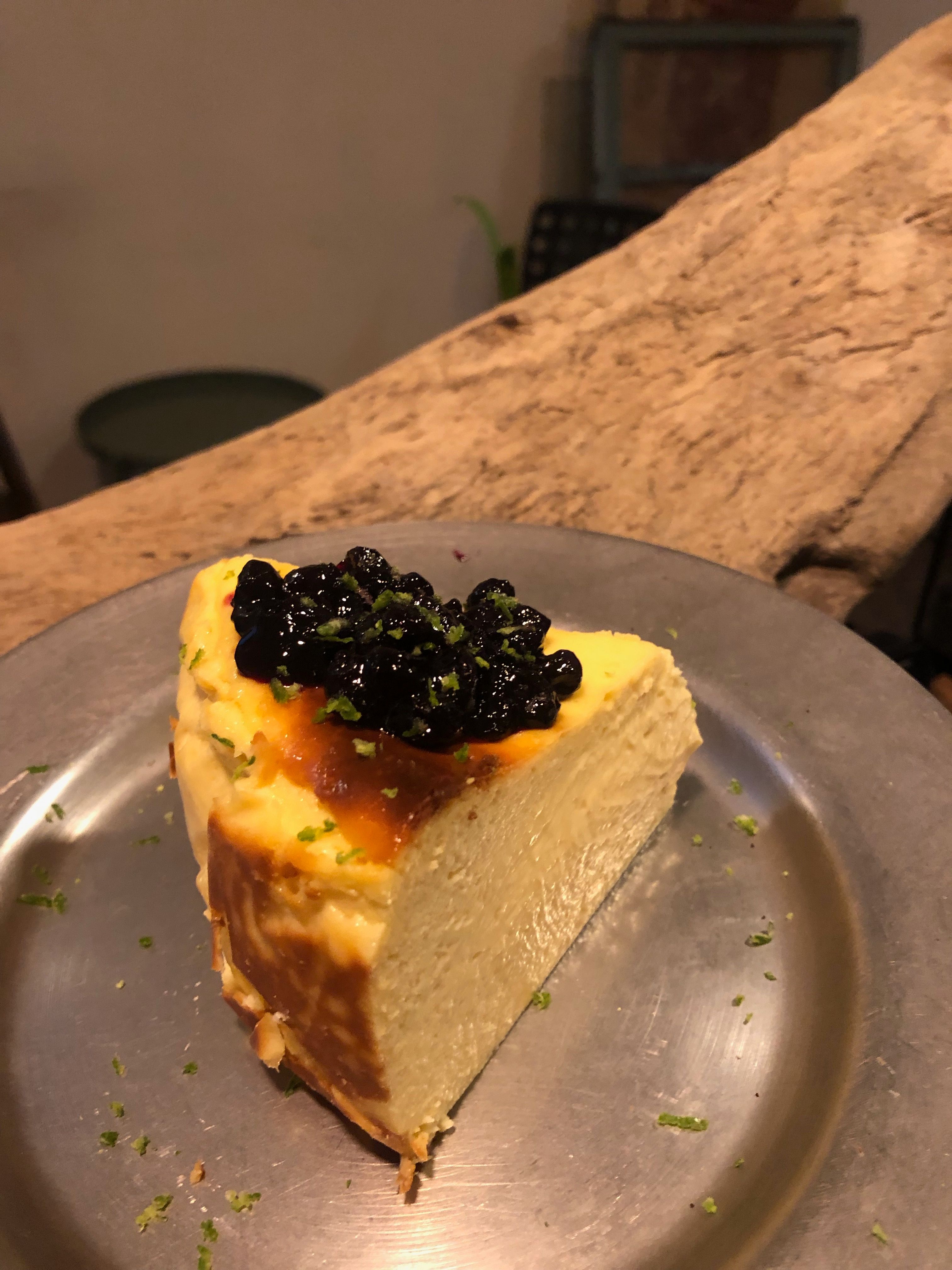 半熟巴斯克乳酪（六吋）____  冷藏配送