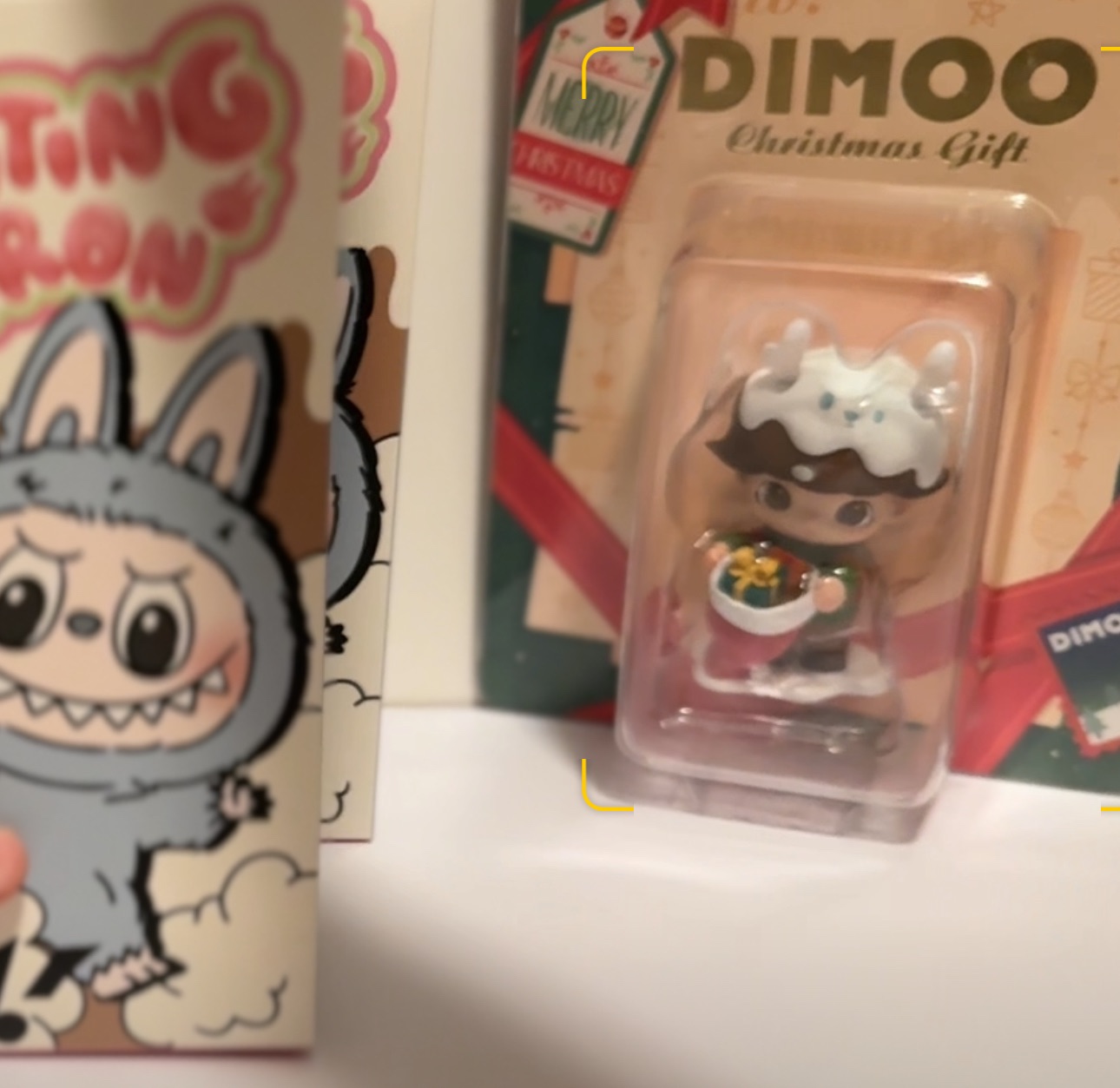 Popmart泡泡瑪特-DIMOO聖誕禮物吊卡手辦