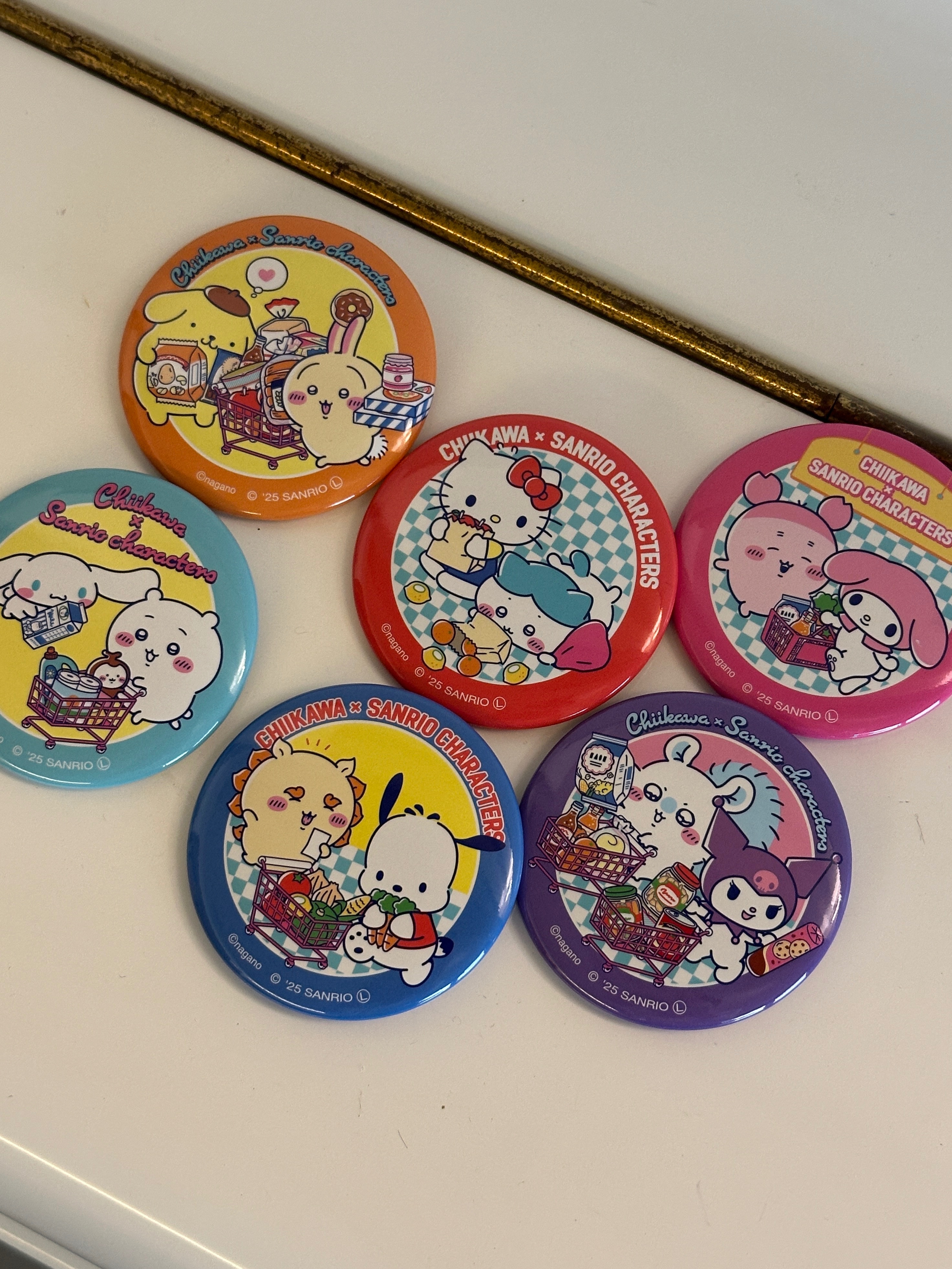 現貨｜吉伊卡哇 x 三麗鷗聯名徽章盲盒 確認款