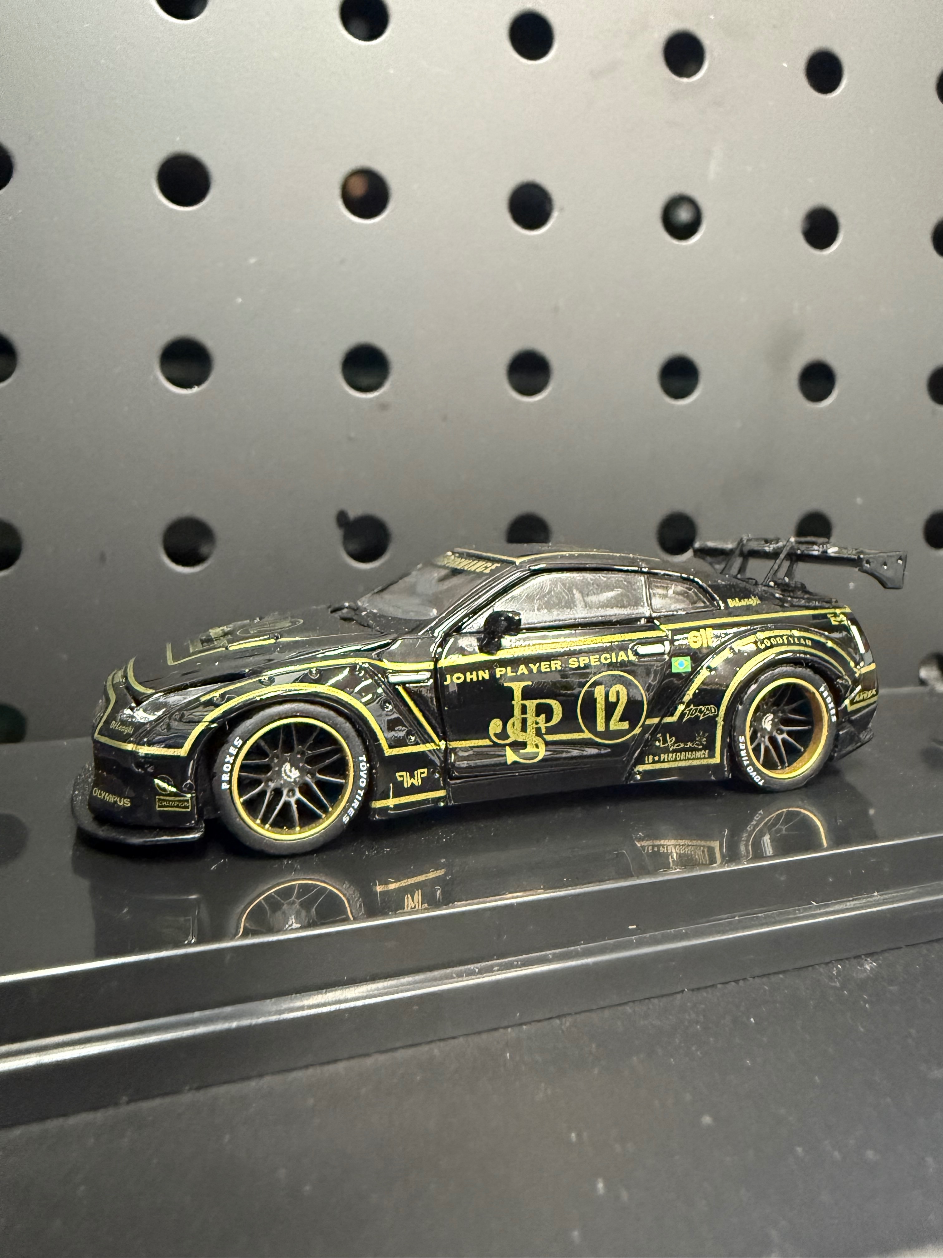 可全開GTR R35. 稀有款