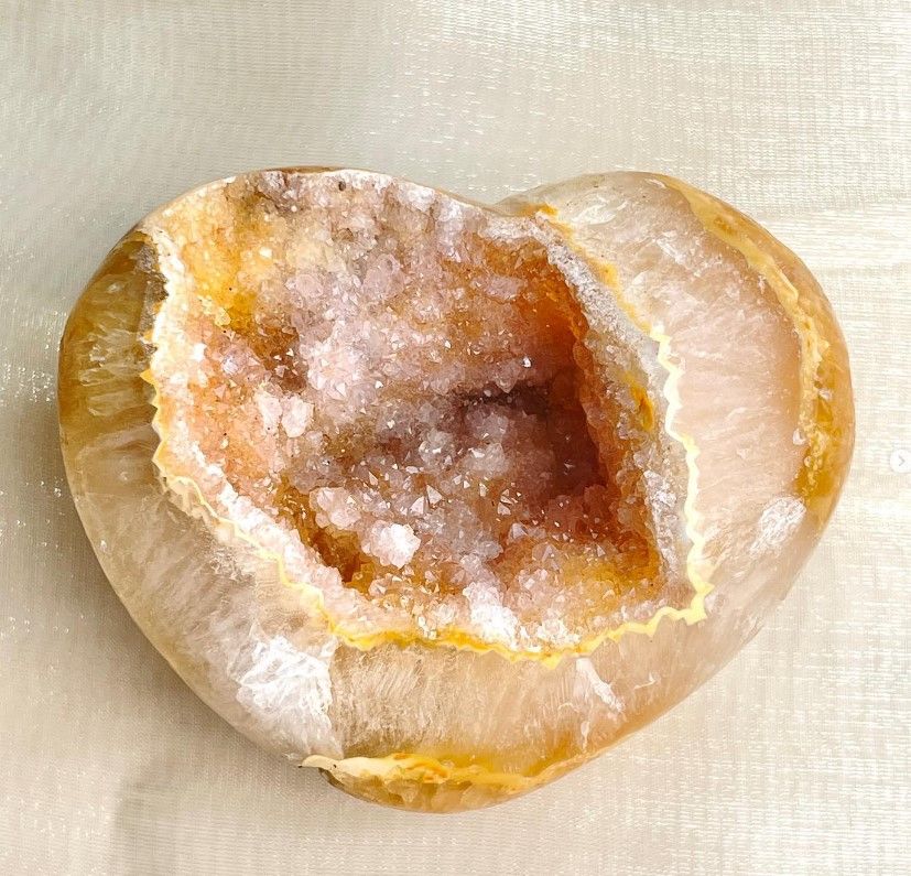 [442]金色瑪瑙愛心 （ 7折 ）