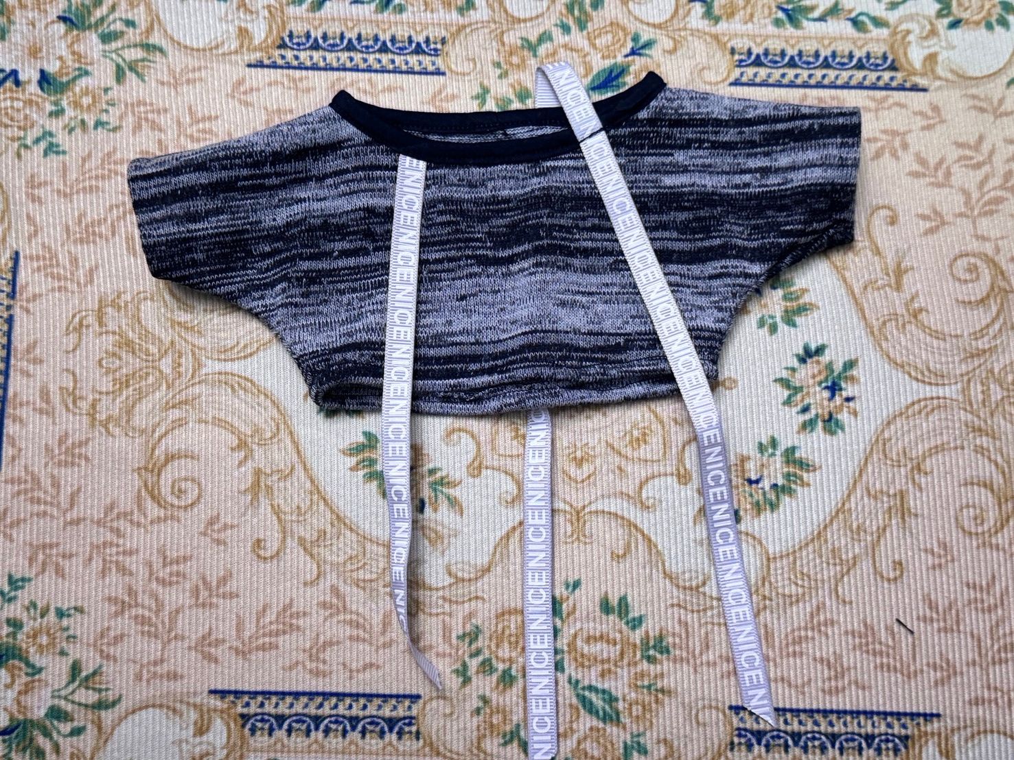 BJD-3分短版上衣