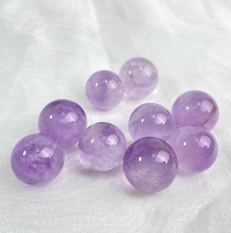 [737]薰衣草紫水晶小球一顆（ 64折 ）