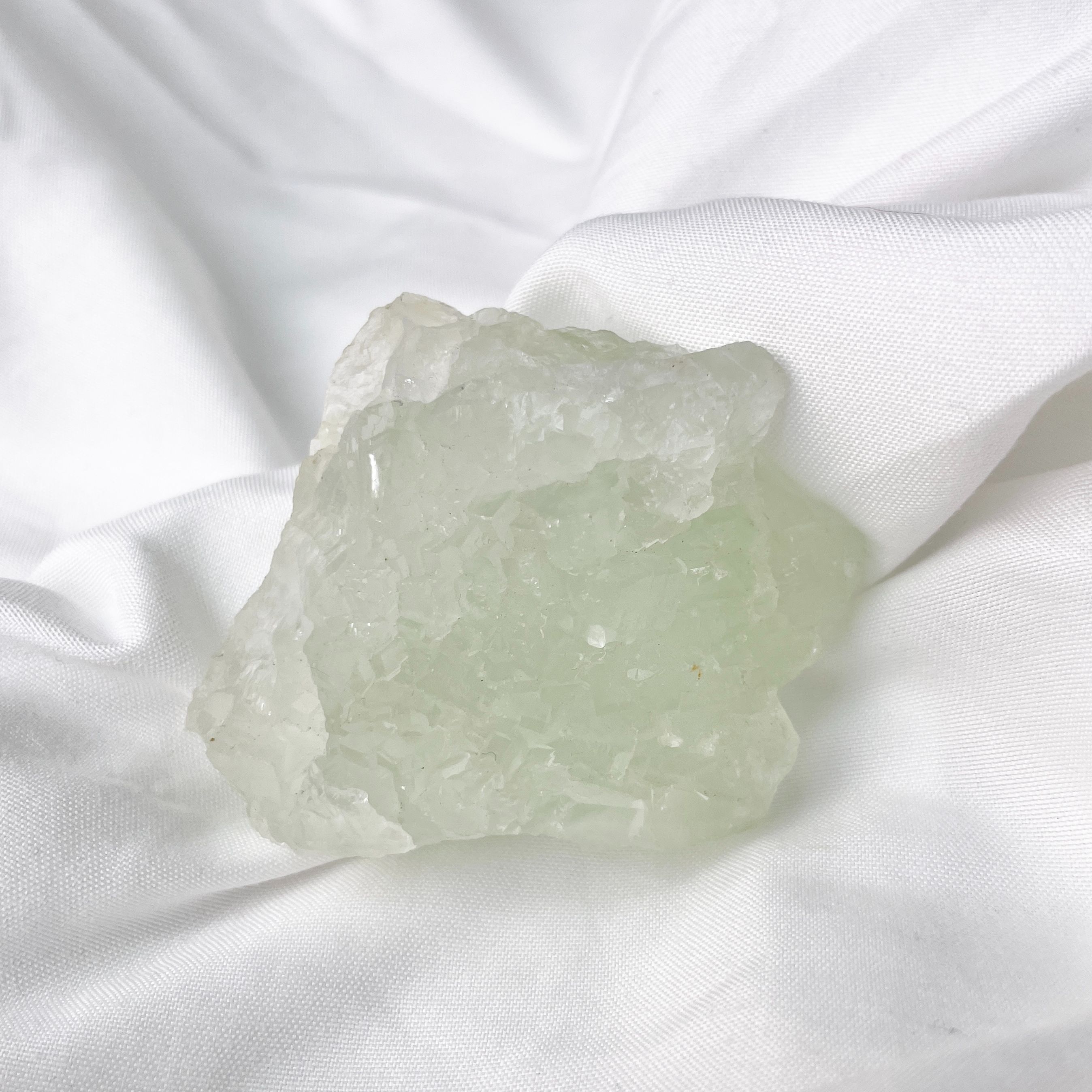 [758]淡綠色螢石