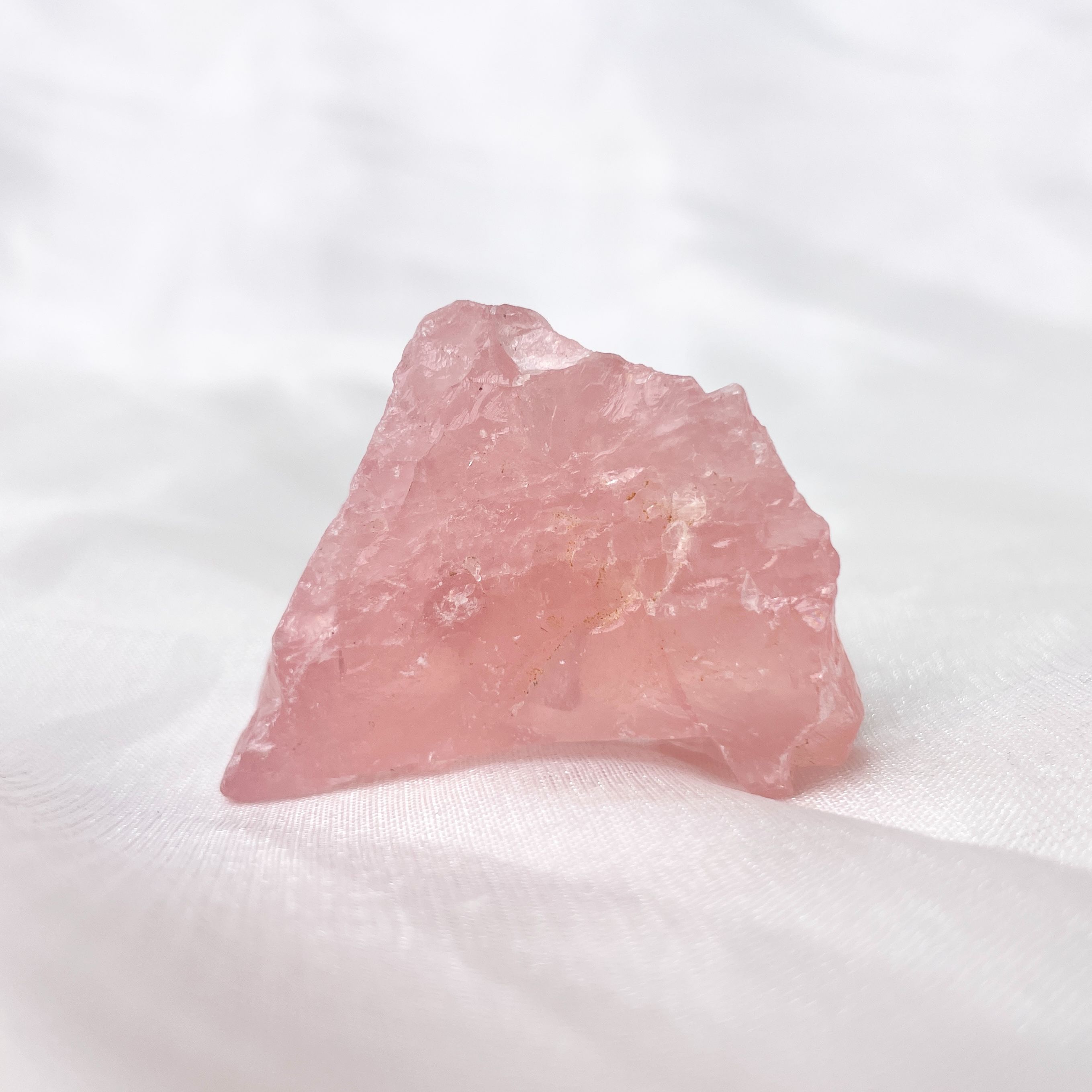 [764]馬達加斯加粉水晶原石