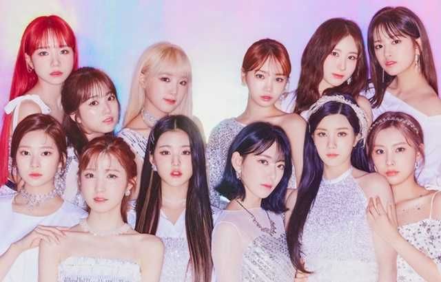 IZ*ONE 歷年專輯 未拆專 年曆寫真 海報