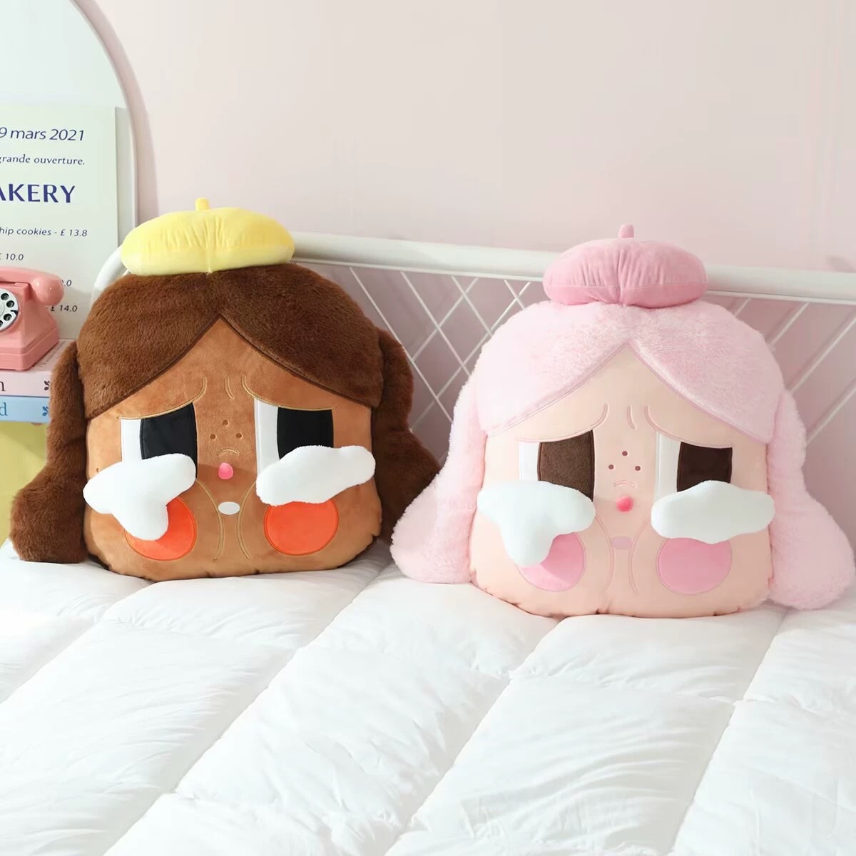 可愛的哭娃抱枕！❤️還有車用頭靠枕～