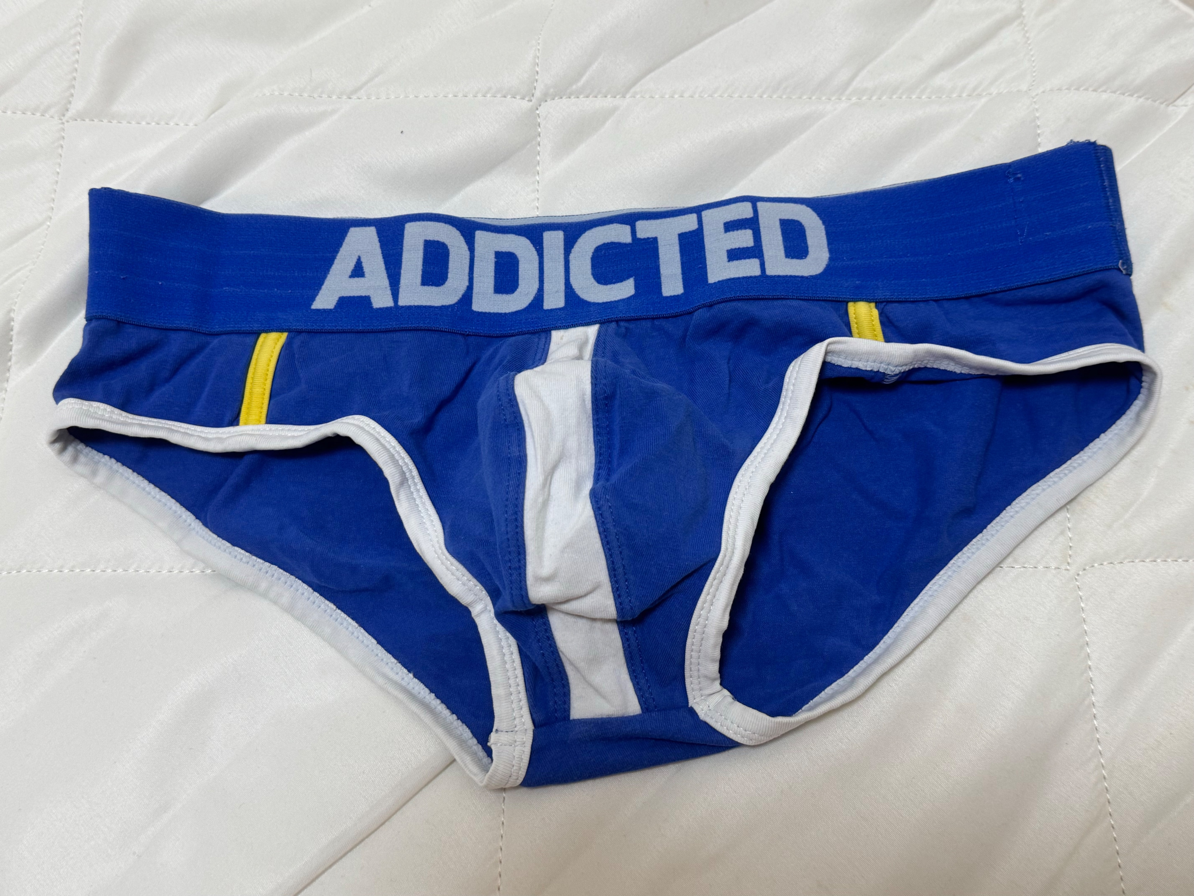 ADDICTED藍色三角內褲