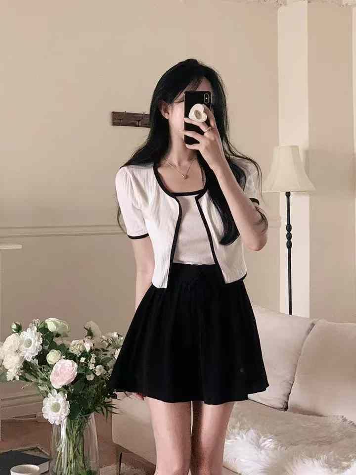 現貨+預購ෆ🏷ʏᴜɴᴀ’s ·正韓代購🇰🇷晨光花園💐針織提花短袖罩衫+吊帶Set