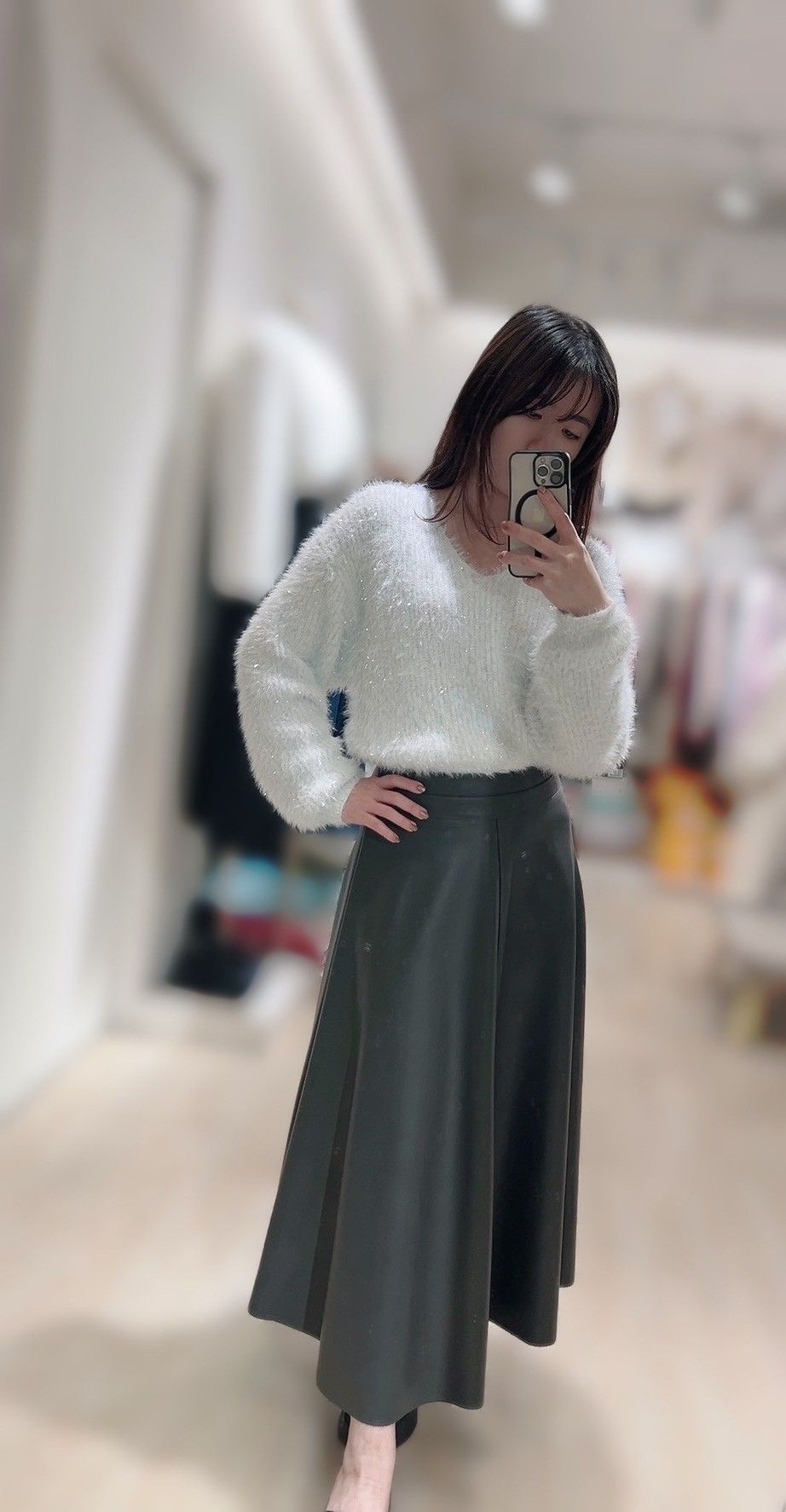 軟綿綿亮亮毛衣