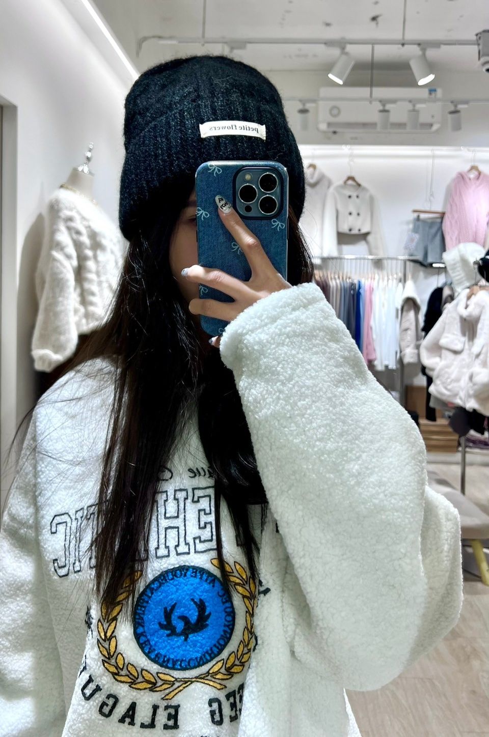 羊羔毛大學T上衣