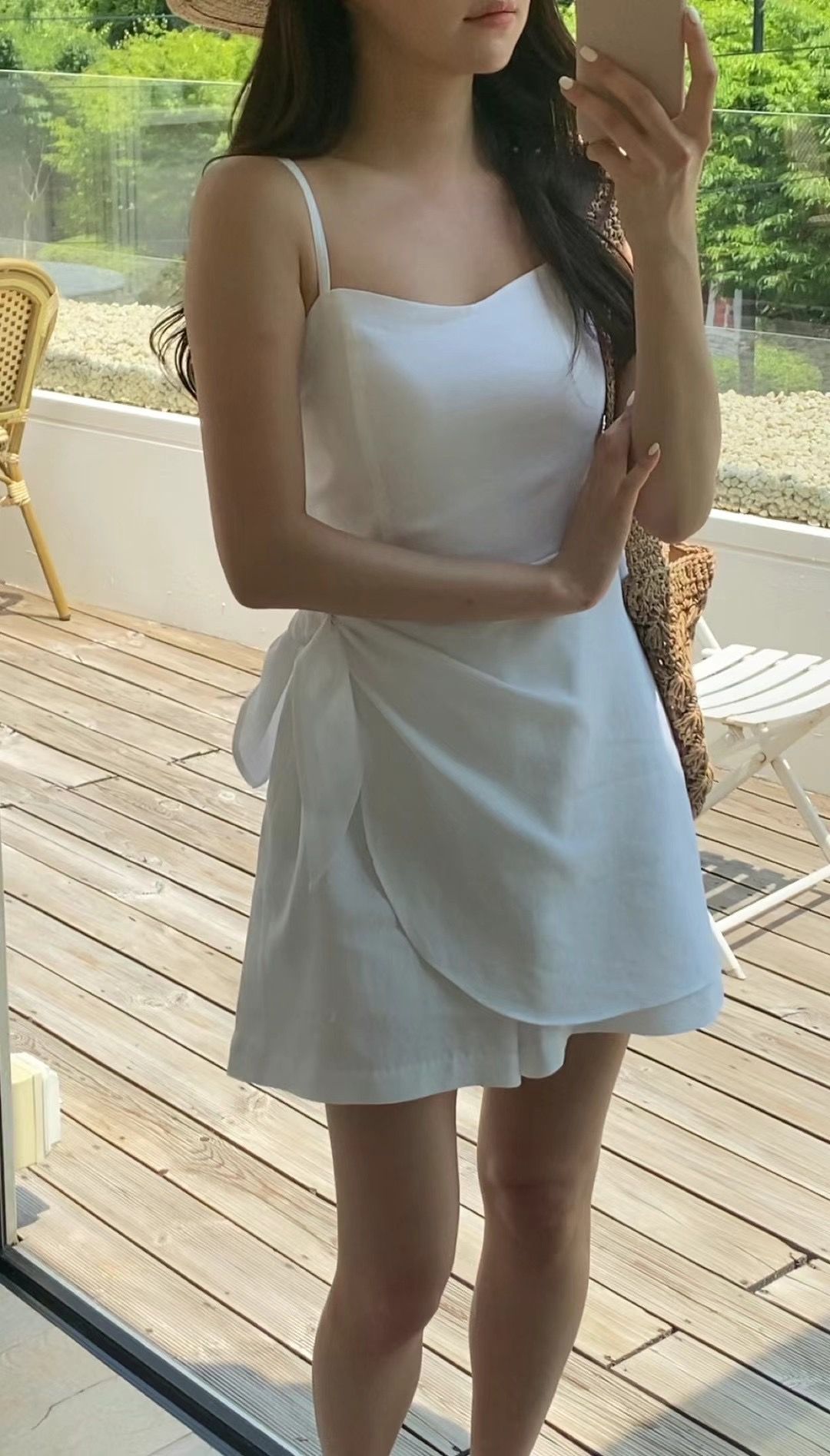 高質感側綁帶細肩帶連身褲裙/1色