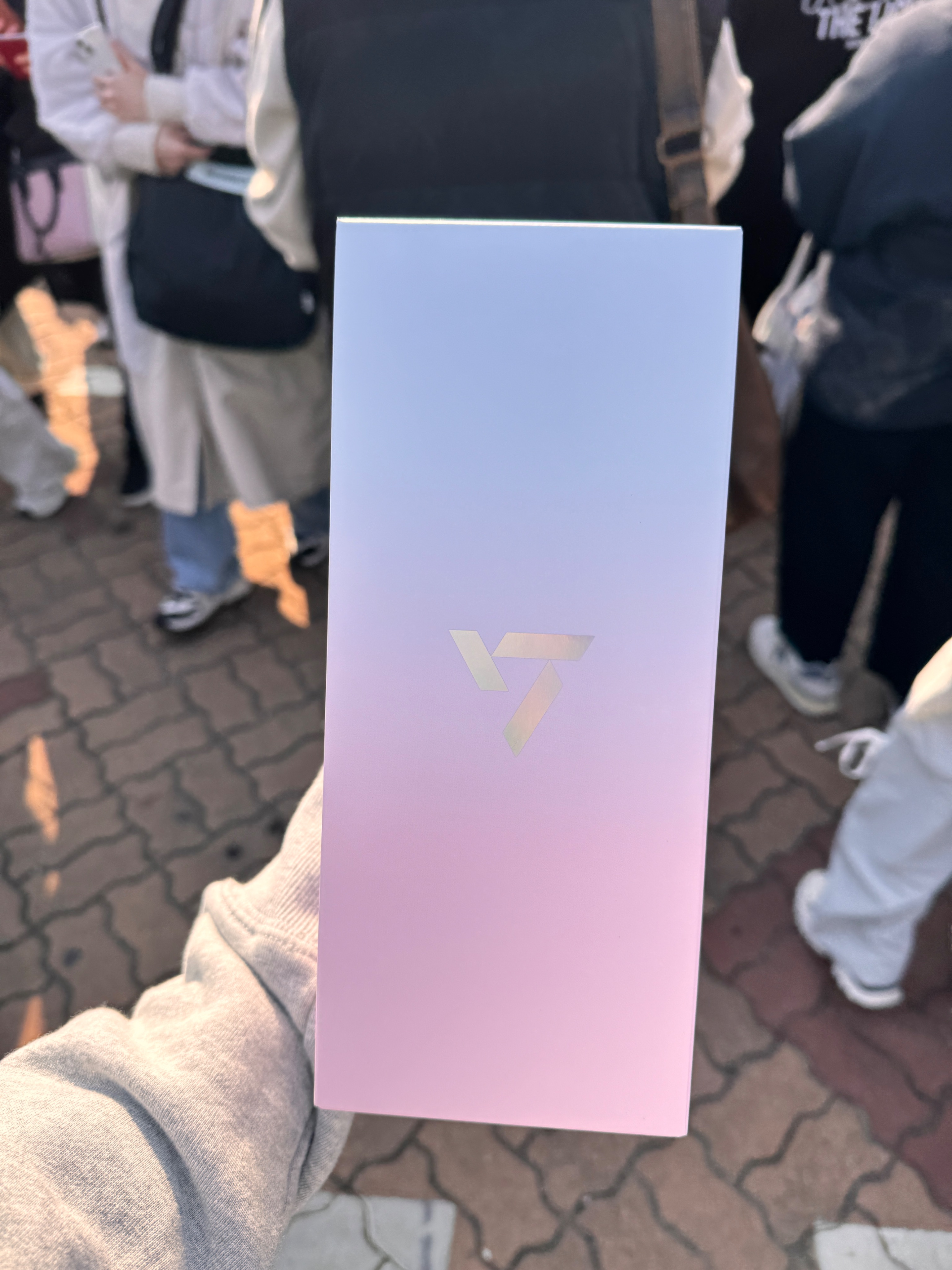 Jessica-10週年手燈現貨