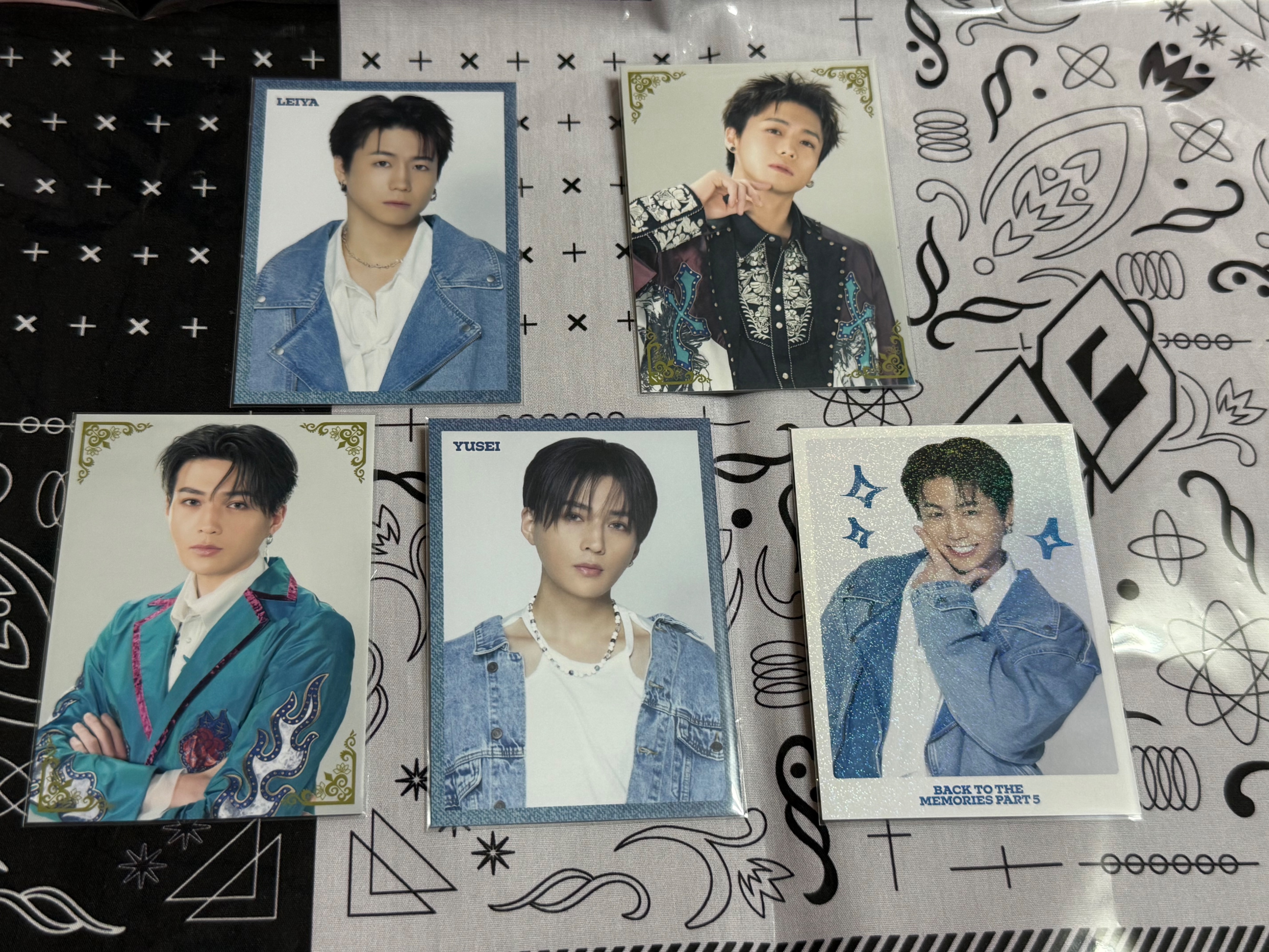 FANTASTICS BTTM5 小卡