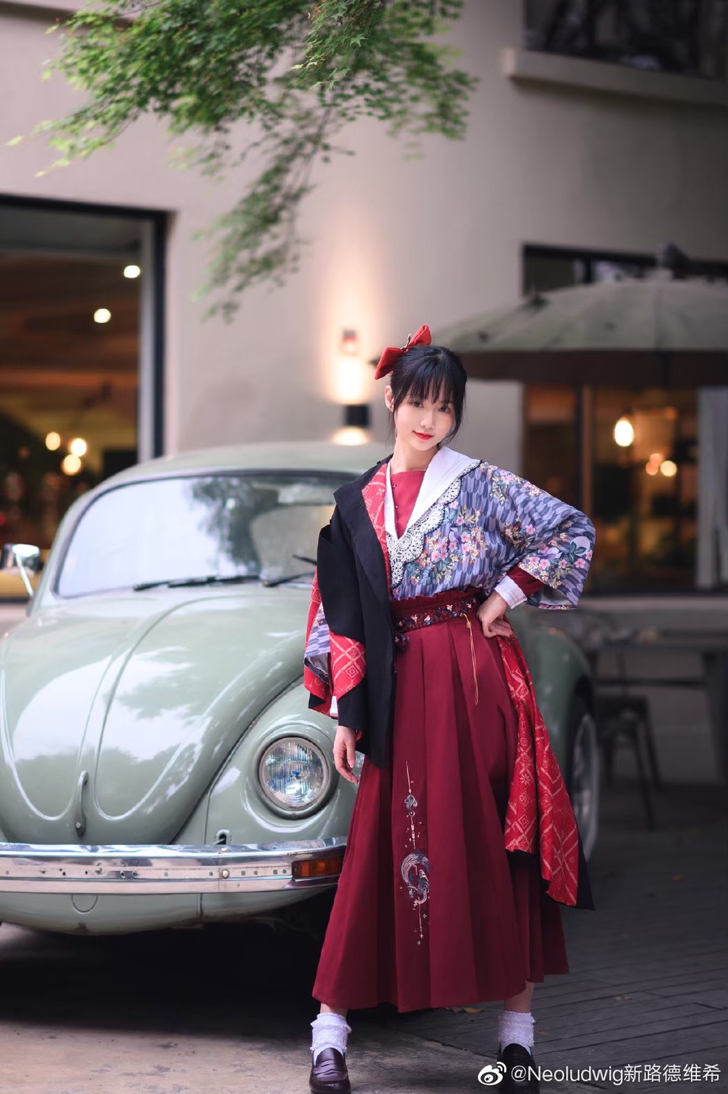 新路德維希 十六夜棲櫻 紅色半裙（有刺繡）