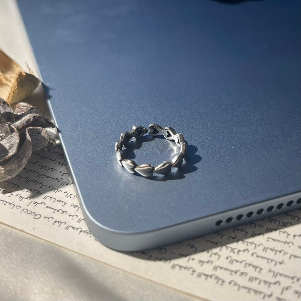 做舊色心心相連戒指【現貨】