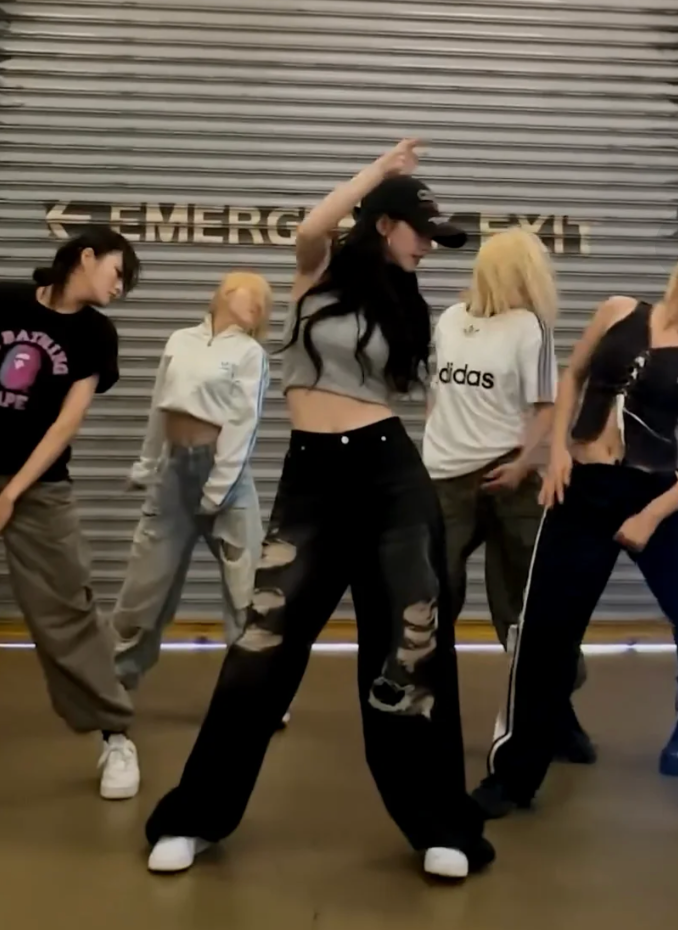 Rockcake Karina同款 Faye Damage Jeans