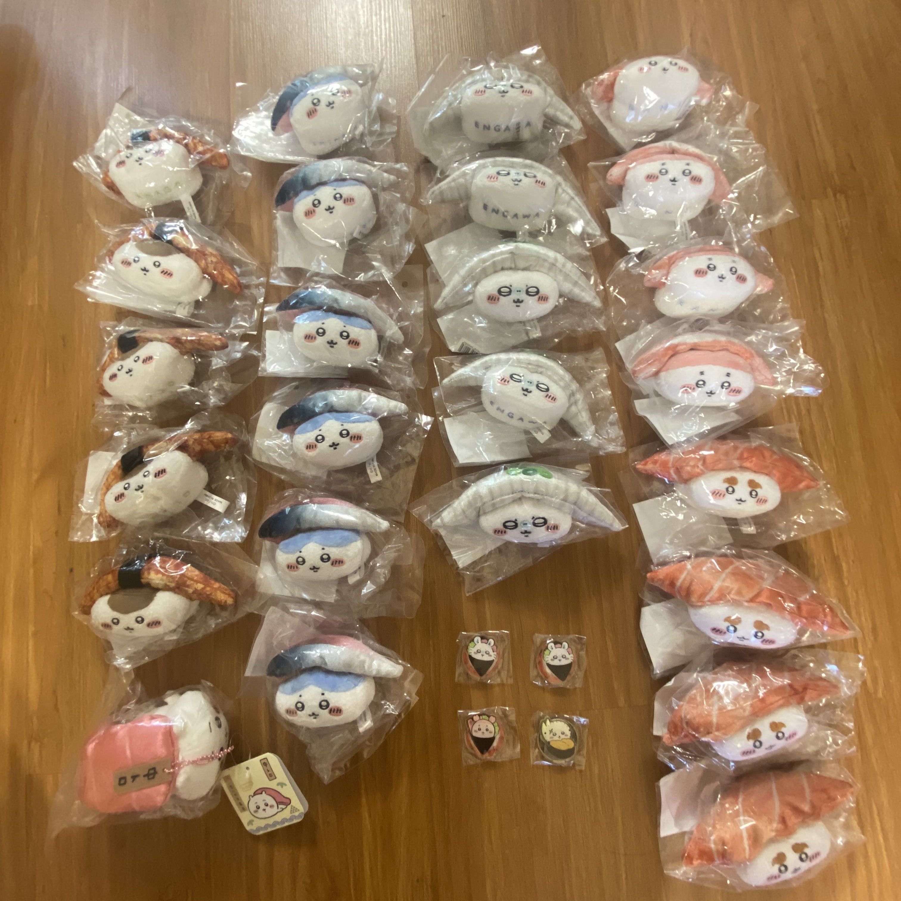吉伊卡哇 壽司系列 （娃娃吊飾 一番賞娃娃 立牌等等）