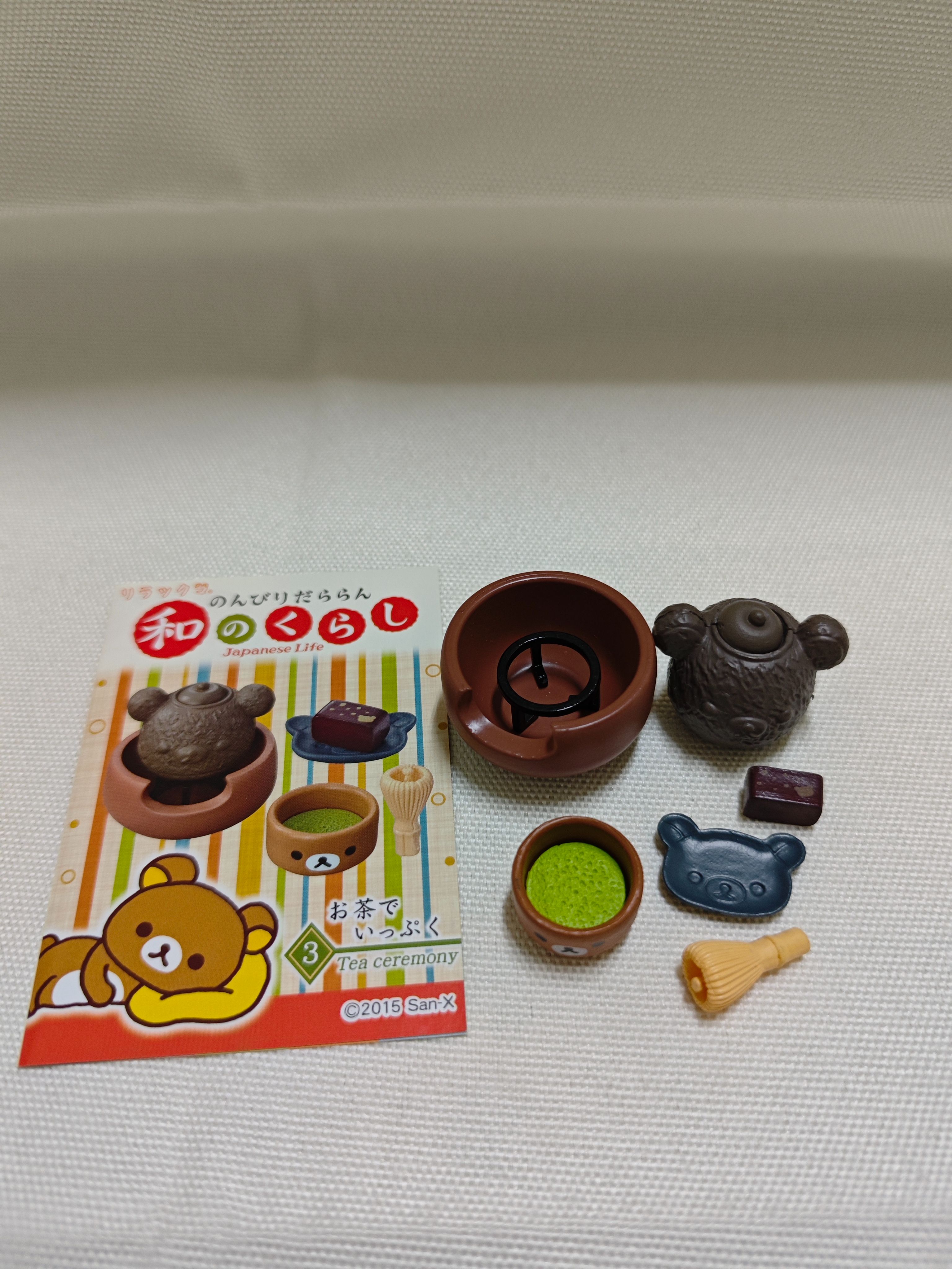 食玩，二手如圖，出廠瑕或微瑕不會註明，介意勿買