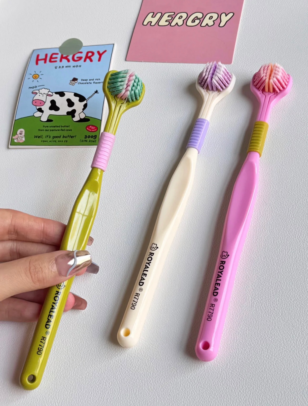 三面牙刷 試試刷的超乾淨的感覺