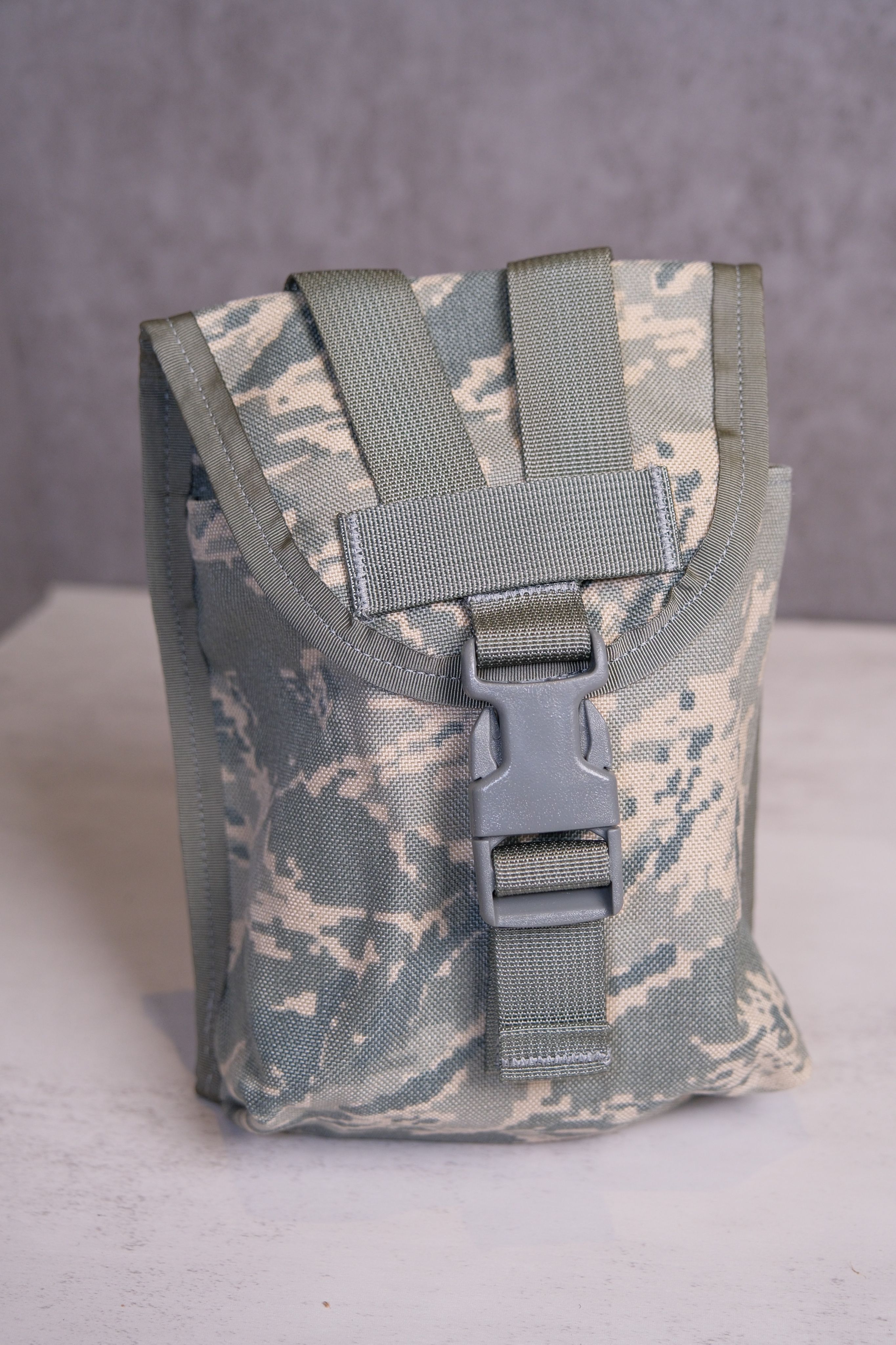 美軍空軍 ABU 迷彩單口水壺袋（1QT Canteen Pouch / Utility Pouch）