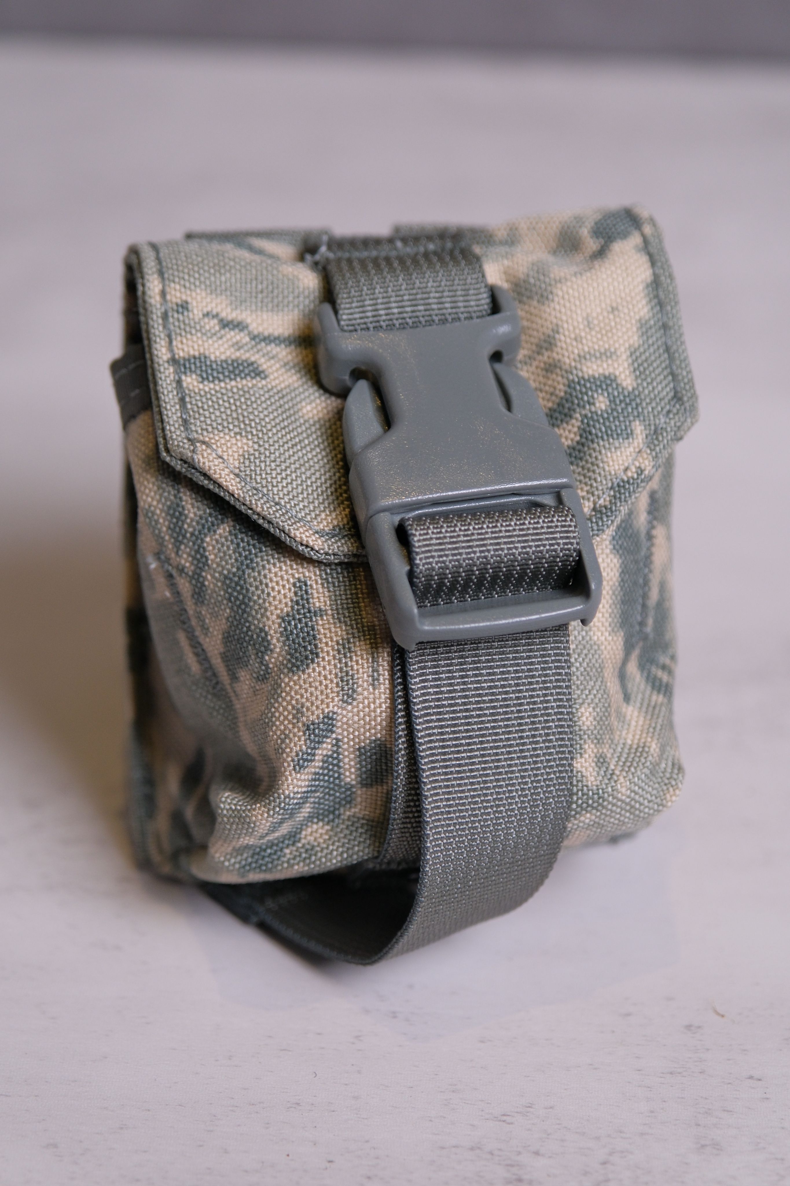 美軍 M67 手榴彈袋（Grenade Pouch）ABU 版本