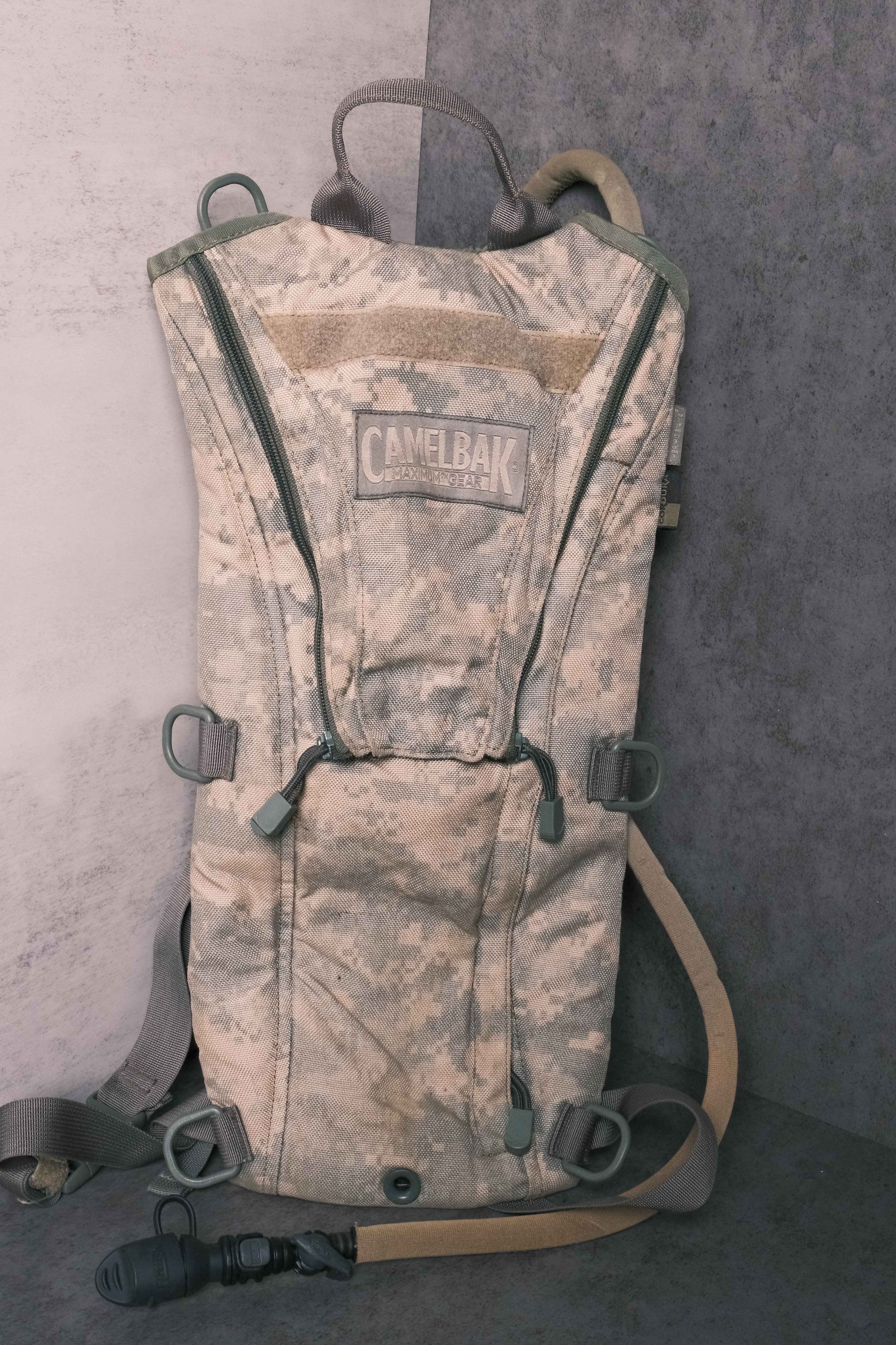 美軍公發 CamelBak M.U.L.E. ACU Hydration Pack（美軍水袋背包）