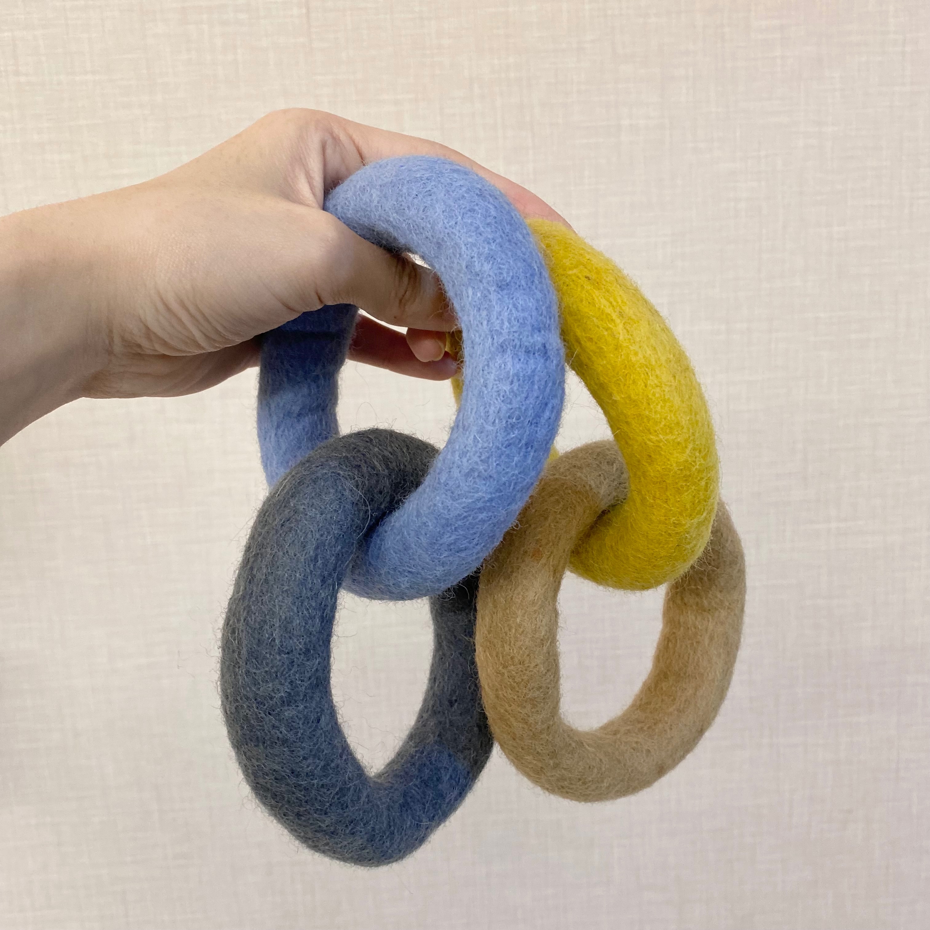 【尼泊爾手工製作】天然羊毛氈圈圈互動拉扯玩具