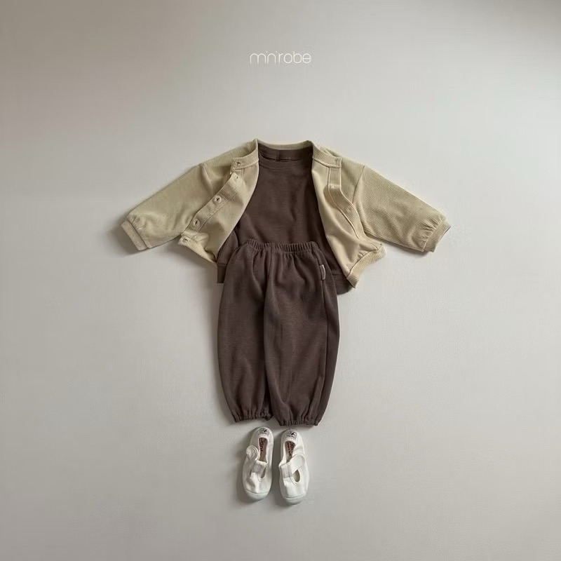 ￼🇰🇷正韓｜現貨24H快速出貨｜minirobe 休閒素色套裝 兩色